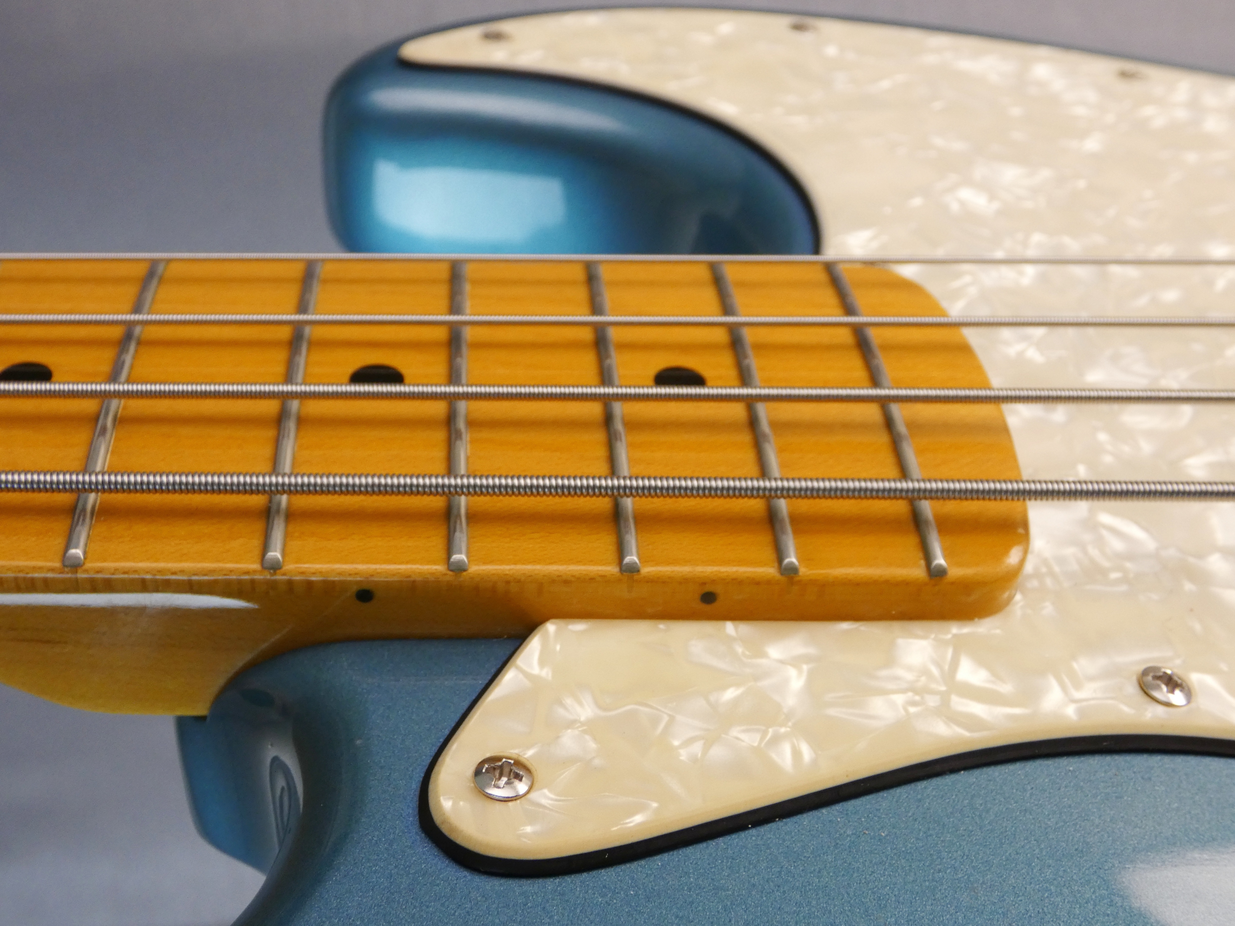 FENDER Jazz Bass JB62-MH limited OLB old lake placid blue japon japan  (1)