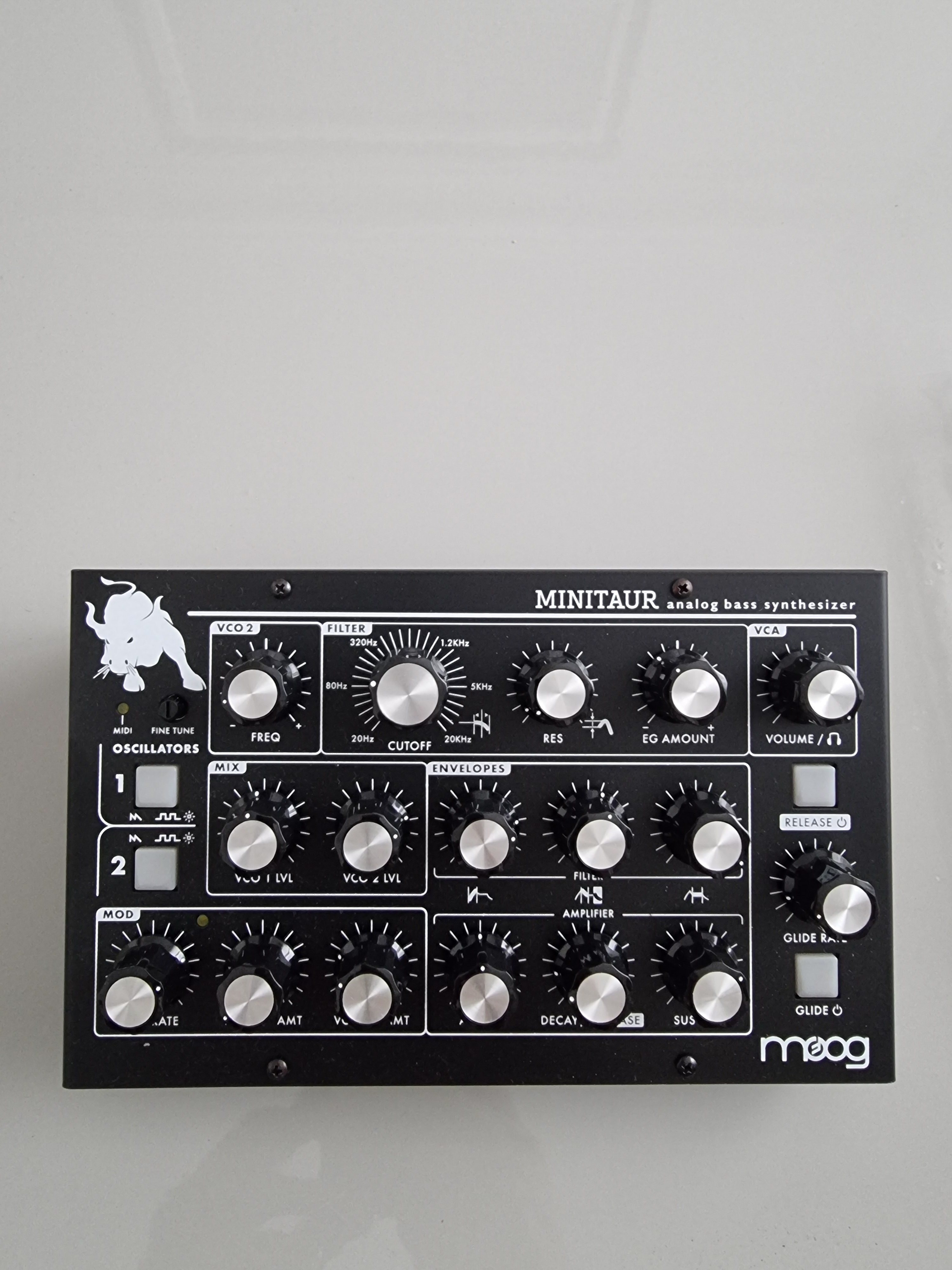 Vends Moog Minitaur