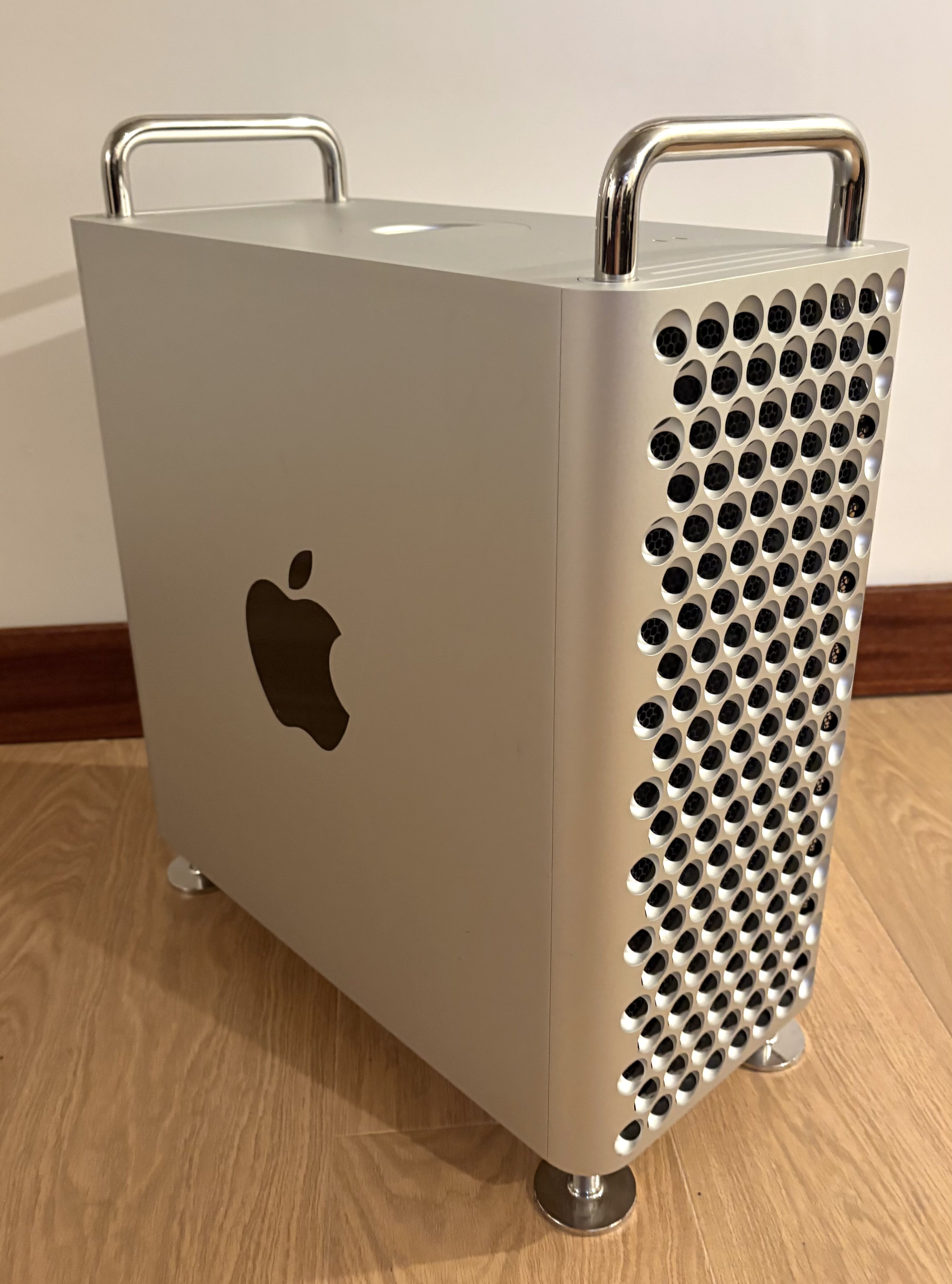 MACPRO 2019 (7.1) 3,5 GHz 8 cœurs - 32 Go RAM - 1 To SSD - OS installé : TAHOE