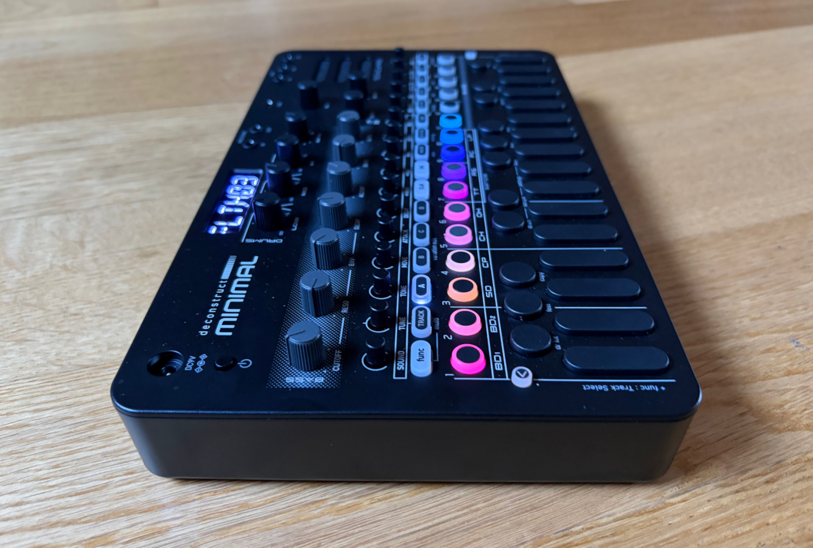 Sonicware Deconstruct Minimal - c&ocirc;t&eacute;