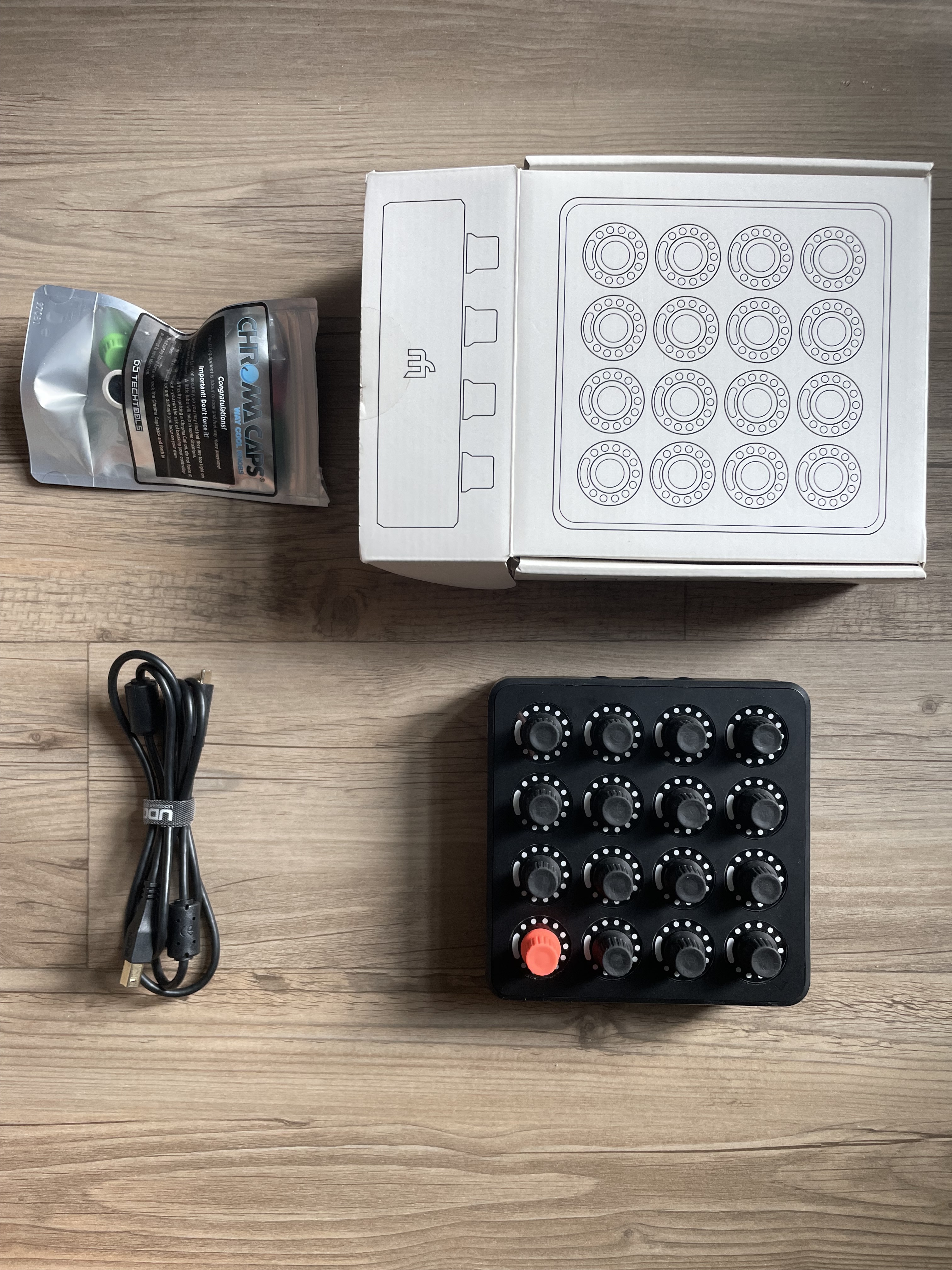 Du techtools midi fighter + bouton + câble udg 