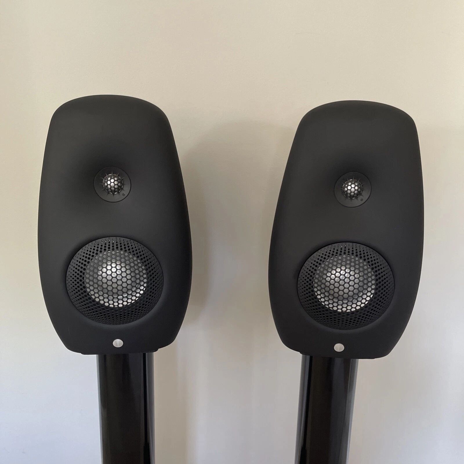 Vivid Audio Kaya S12