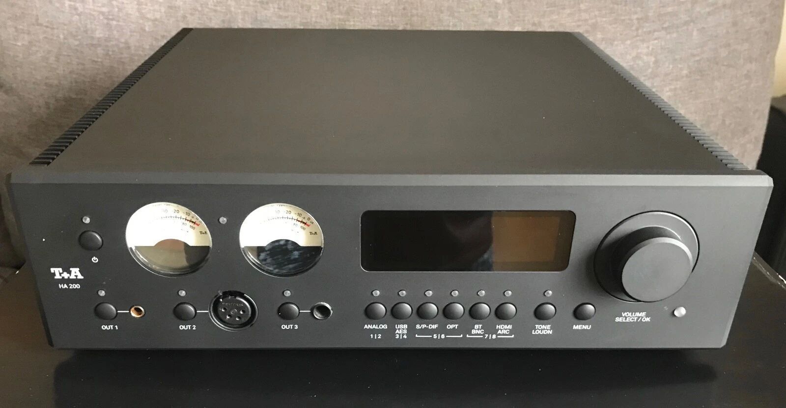 T+A HA 200