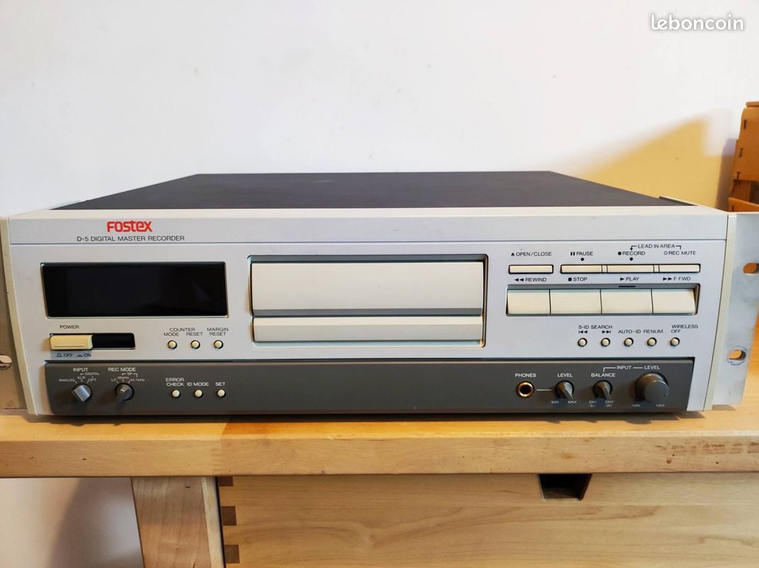 Vends Fostex D5 DAT