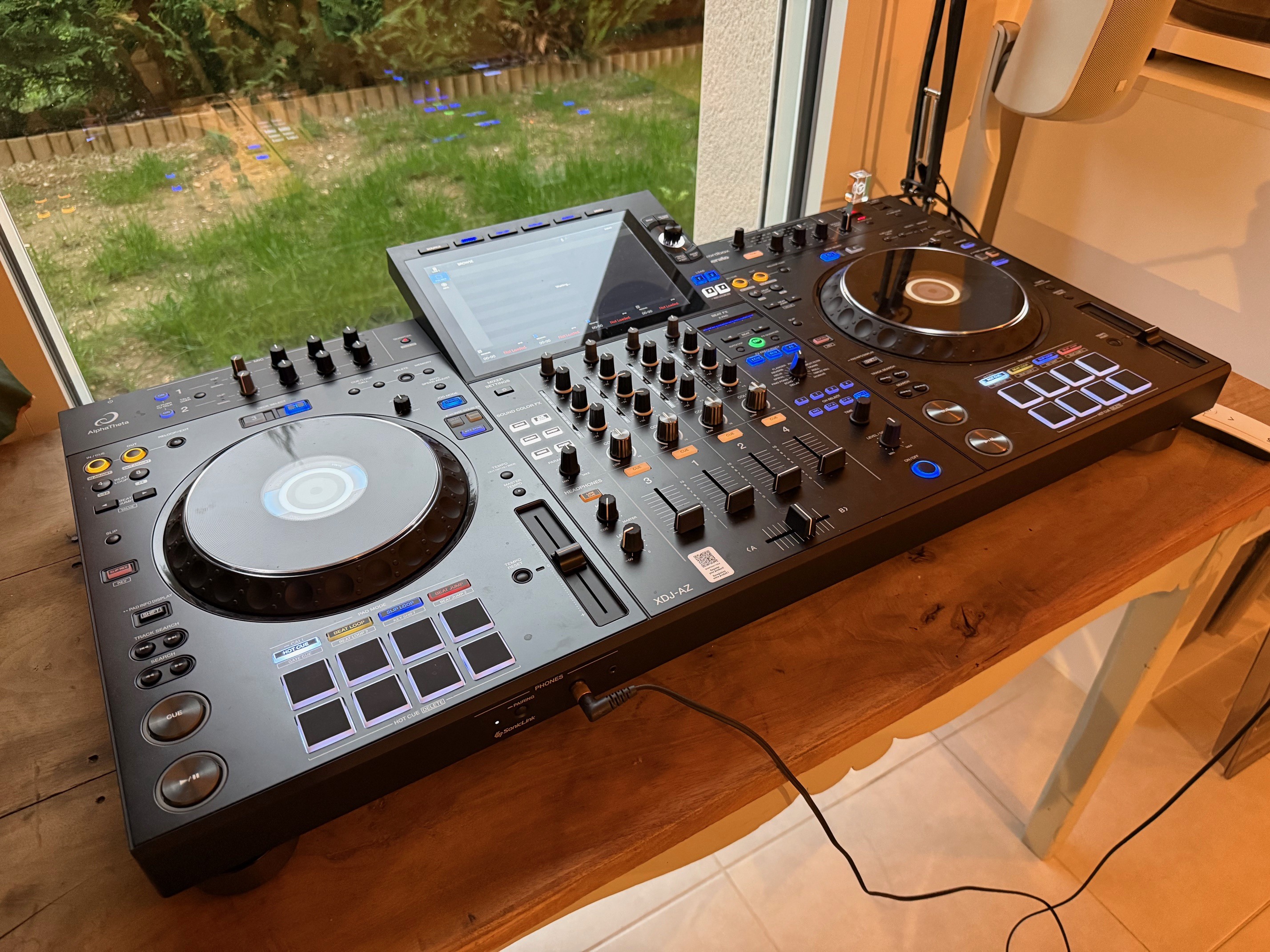 AlphaTheta XDJ-AZ (46640)