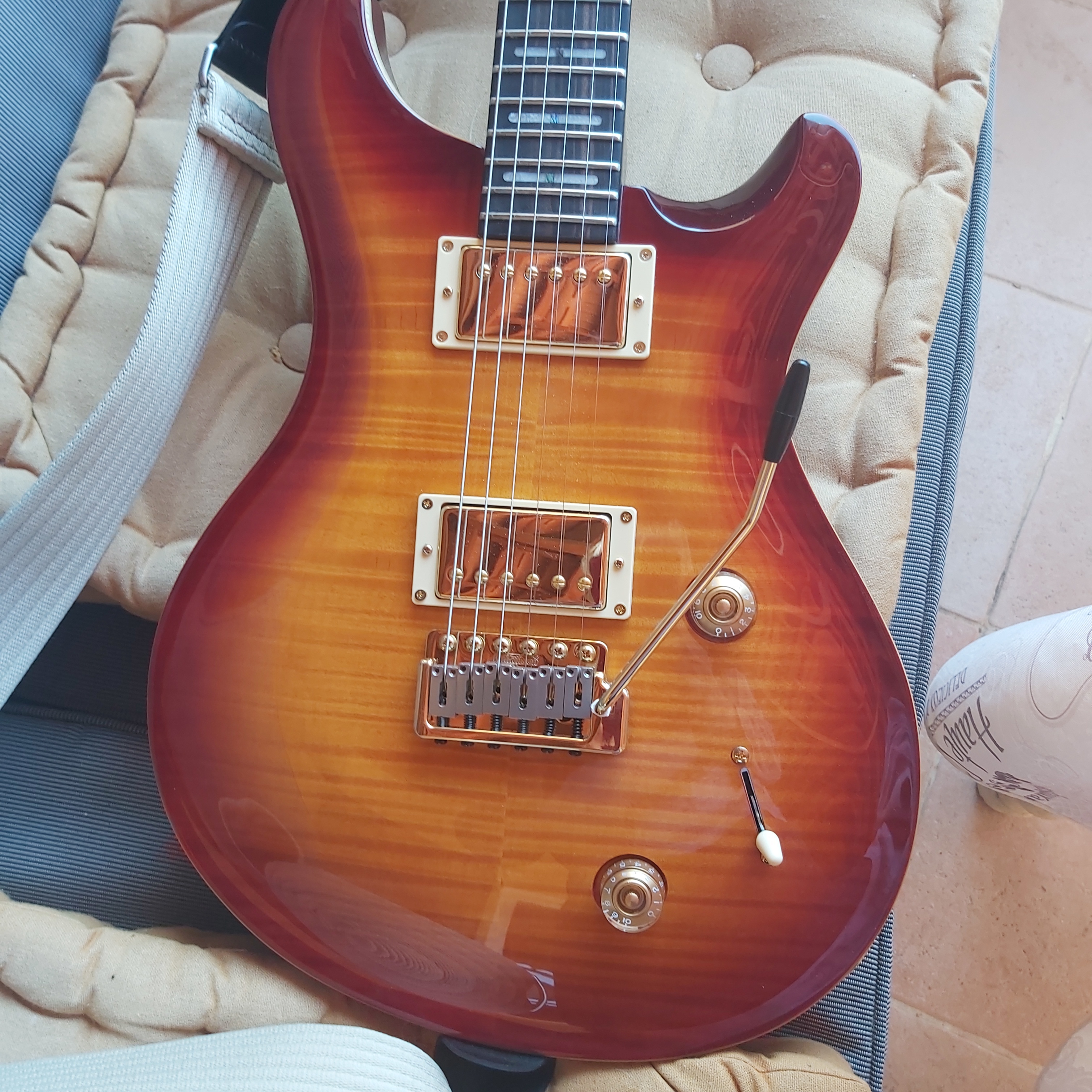 Sire Larry carlton Q7 Tobaccosunburst
