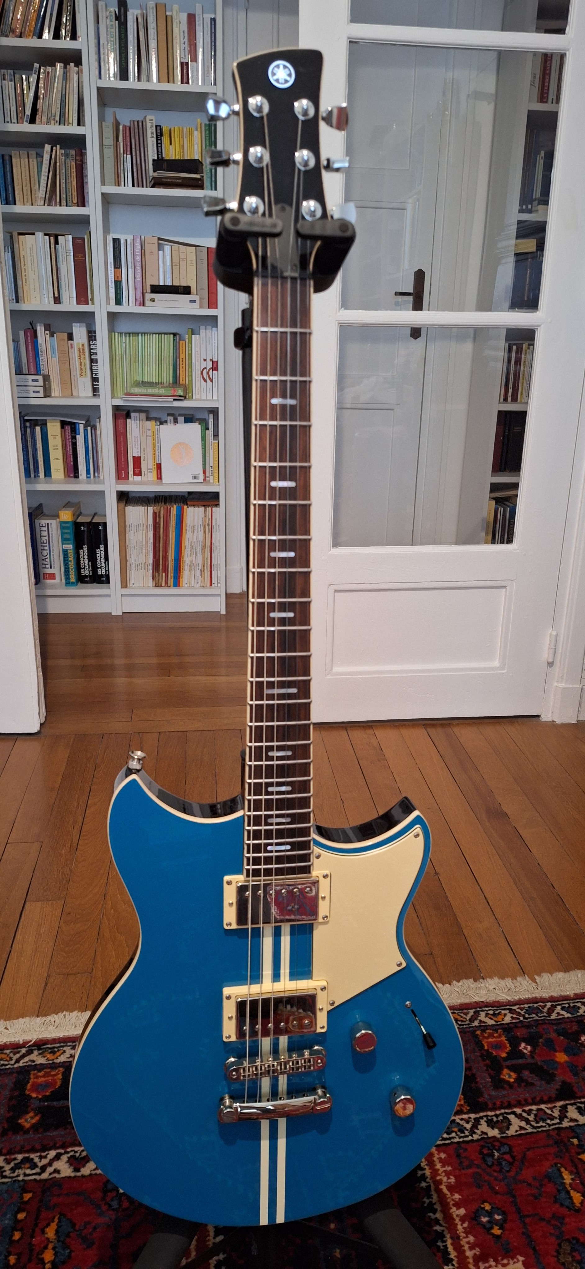 Vends Yamaha Revstar RSS20 Swift Blue avec mécaniques à blocage