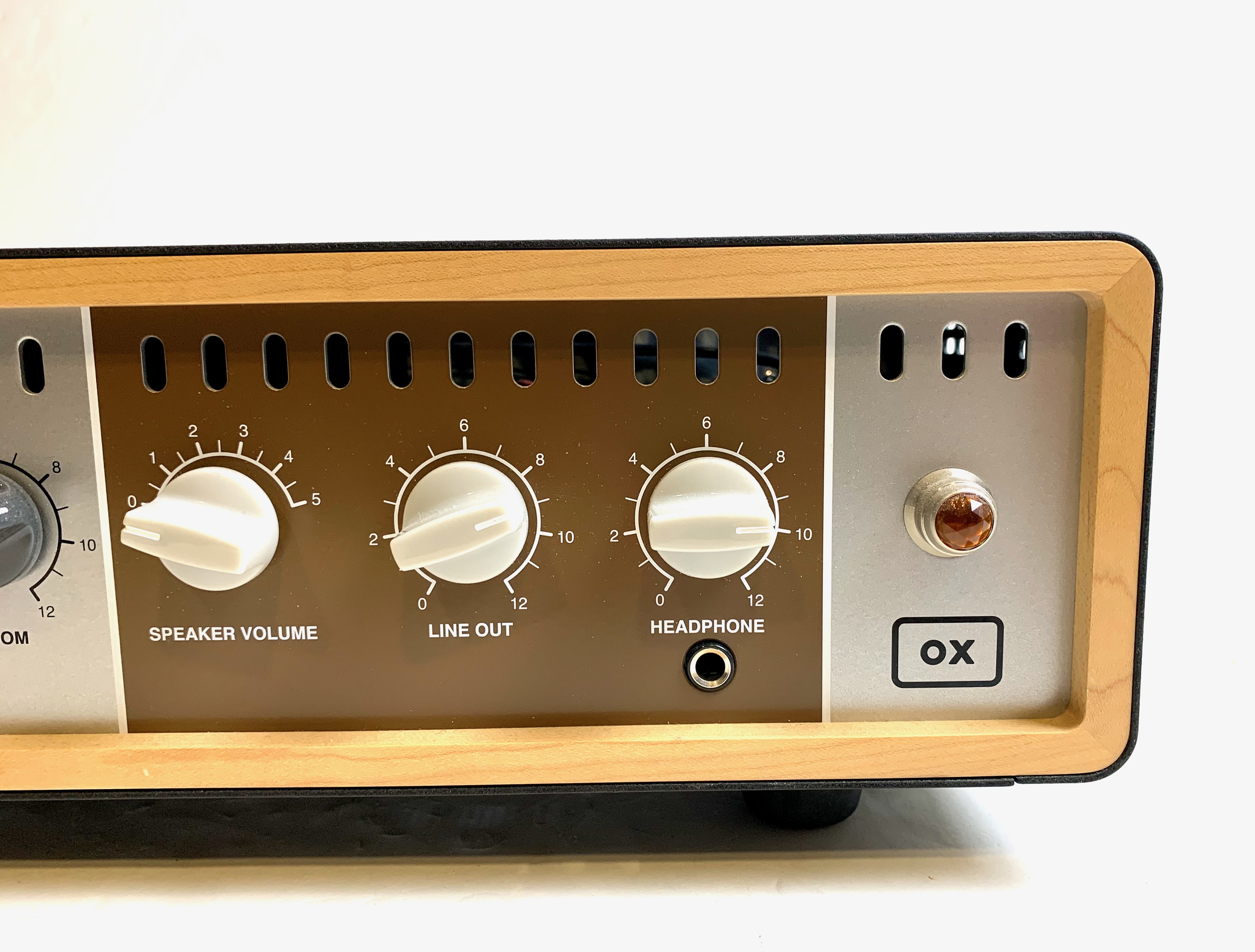 Universal Audio OX (4430)