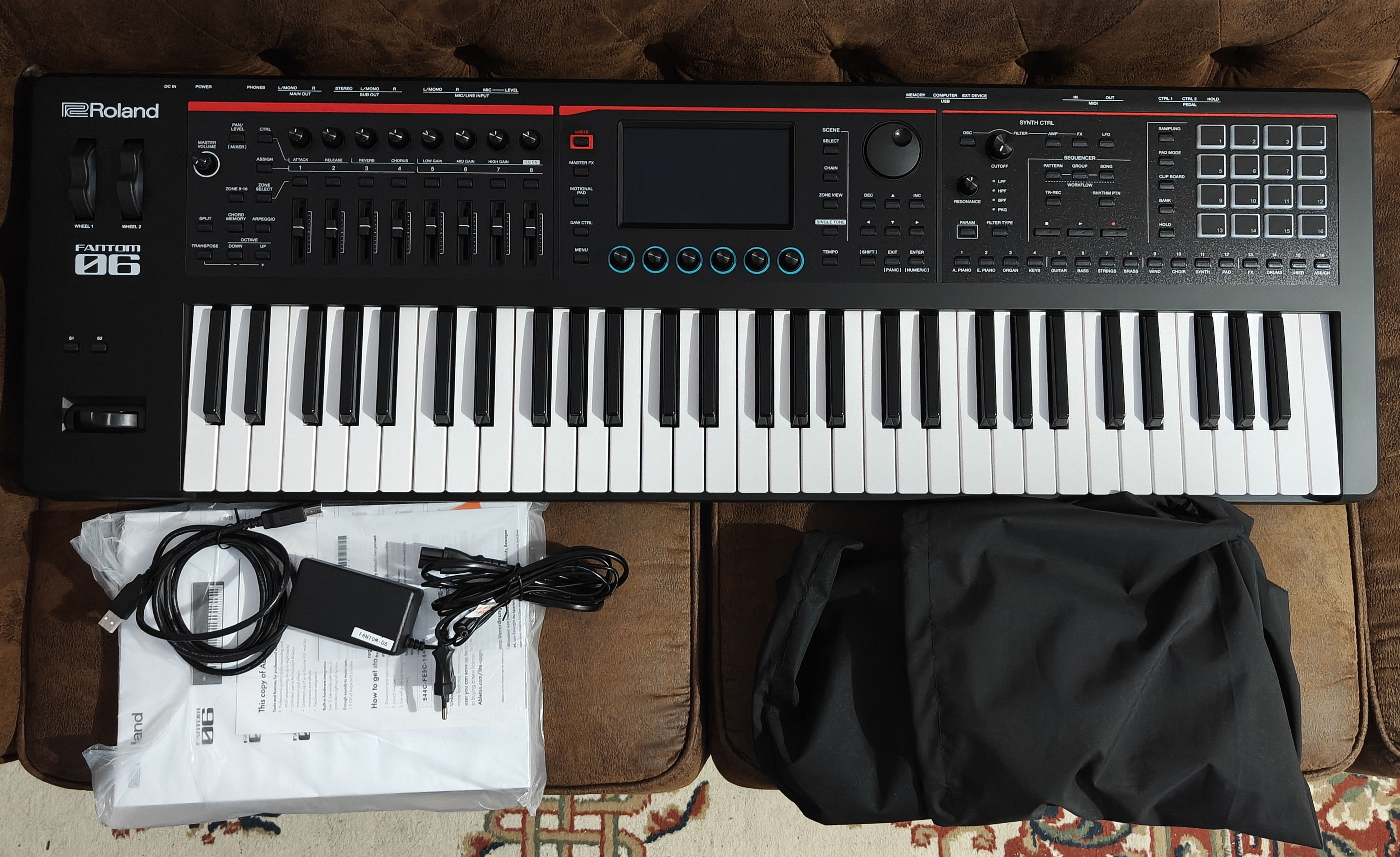 Roland Fantom-06