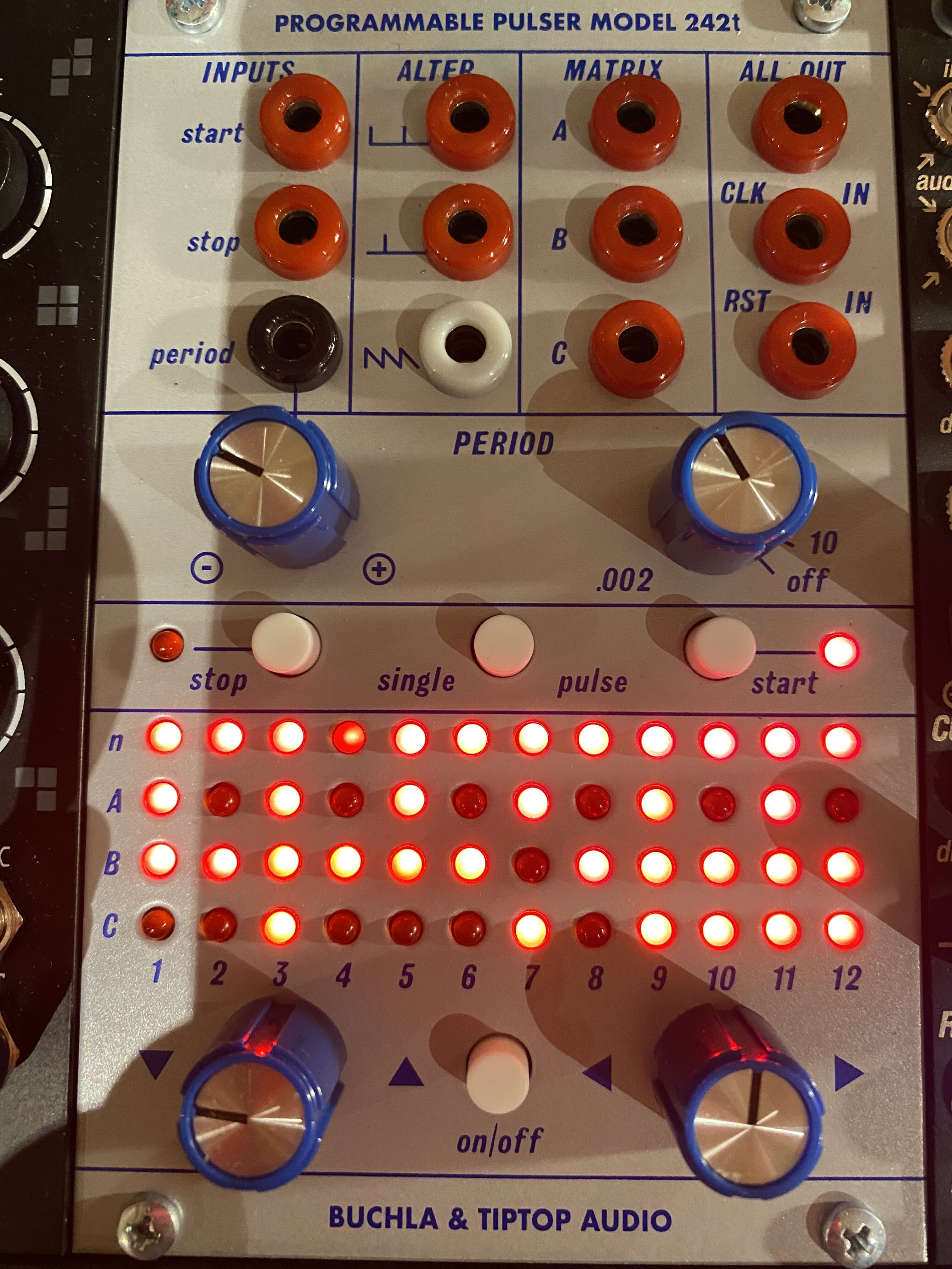 Tiptop Audio  242t