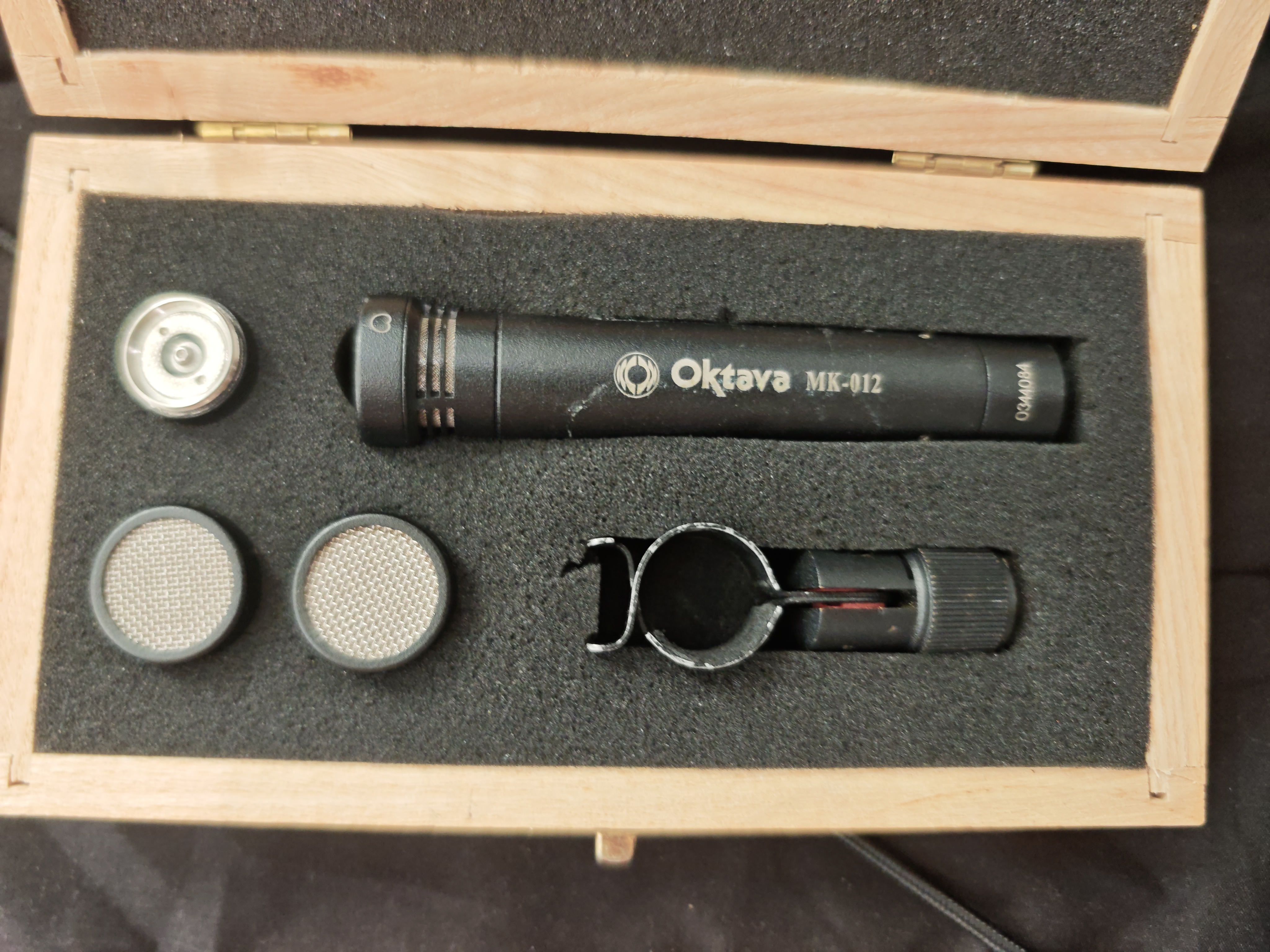 Vends Oktava Mk012 complet avec coffret en bois 