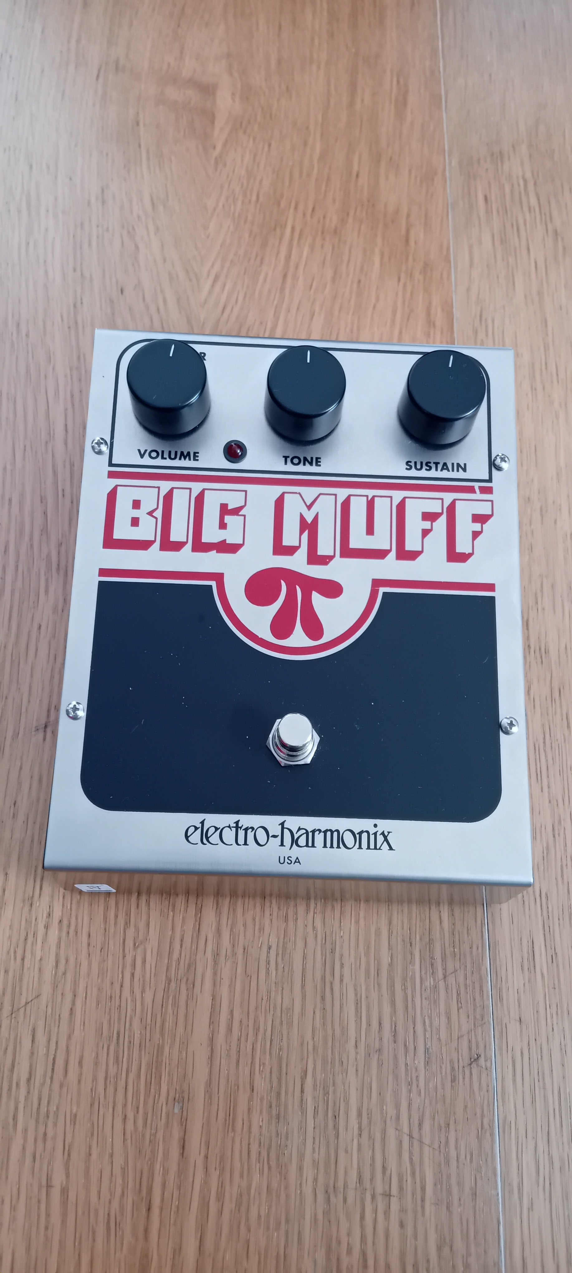 Vends Electro Harmonix Big Muff Pi, très bon état