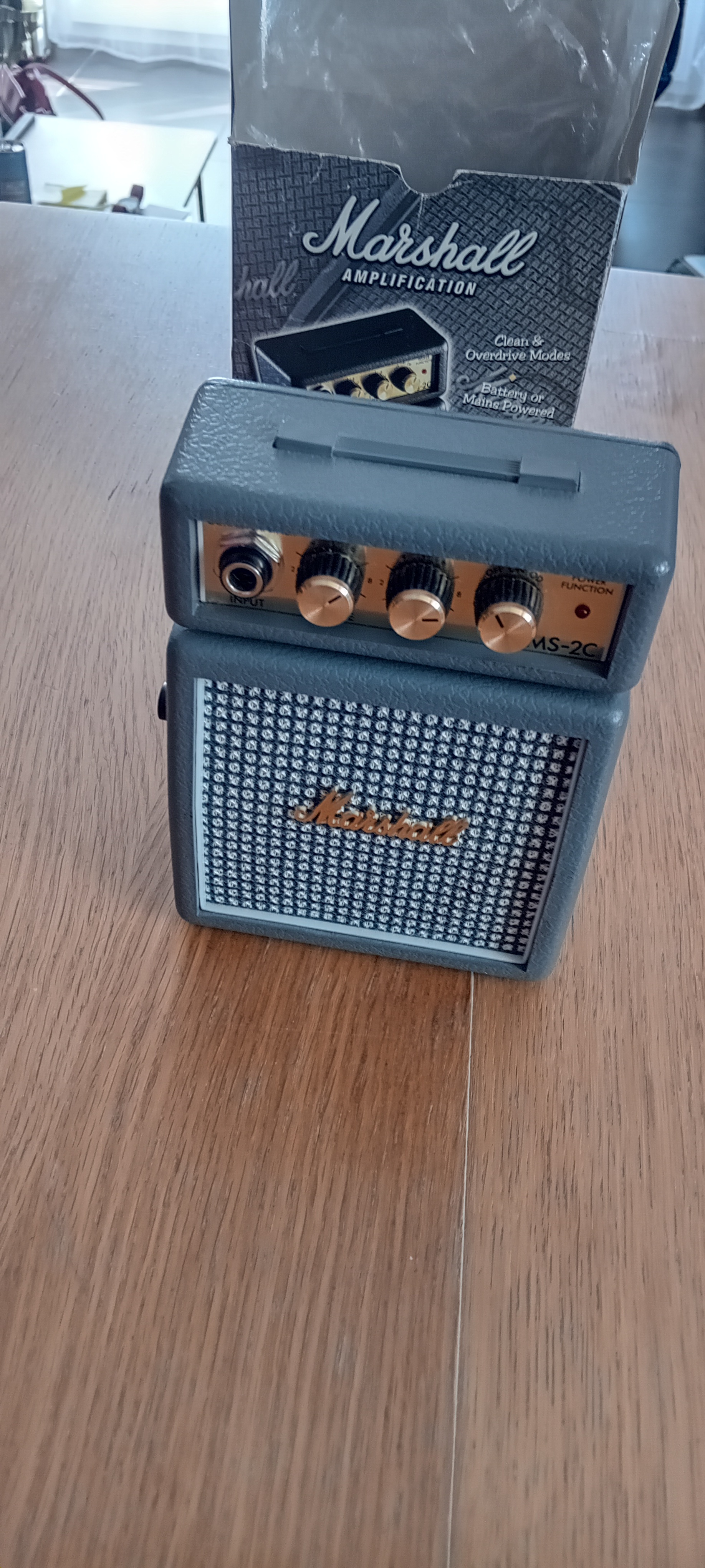 Vends Mini ampli MARSHALL MS-2C, très bon état