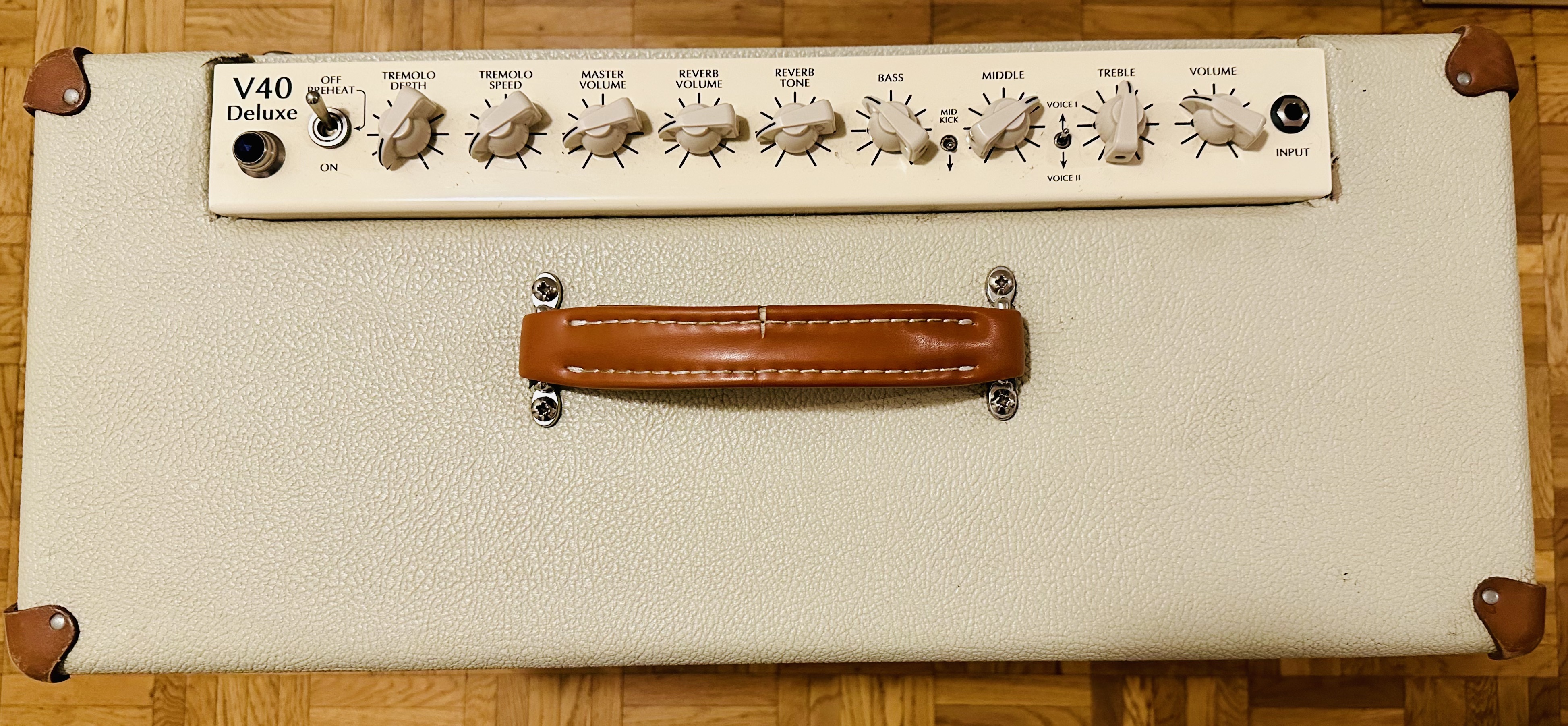 Victory V40 Deluxe combo 2