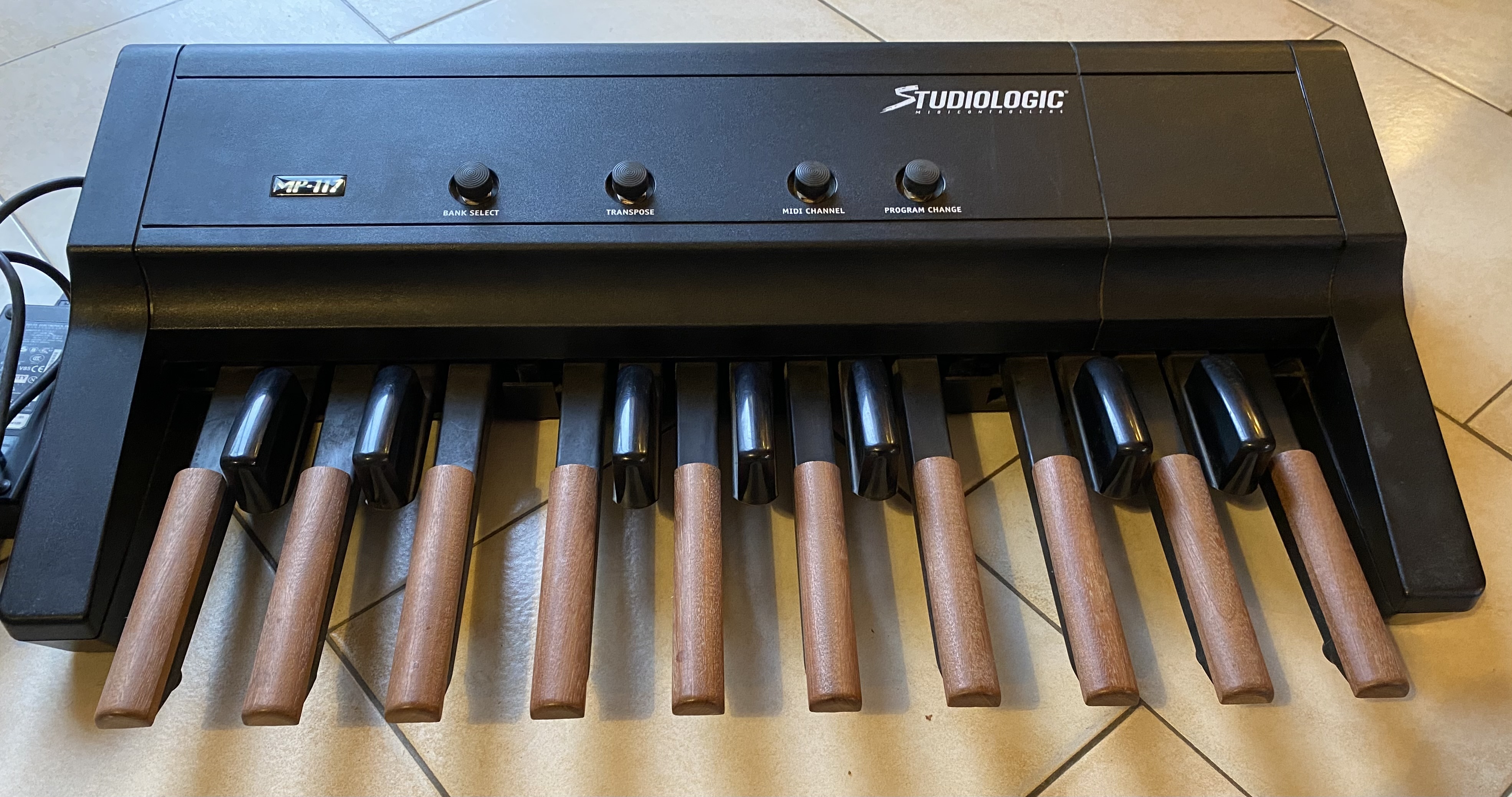 Fatar / Studiologic MP-117 (91944)