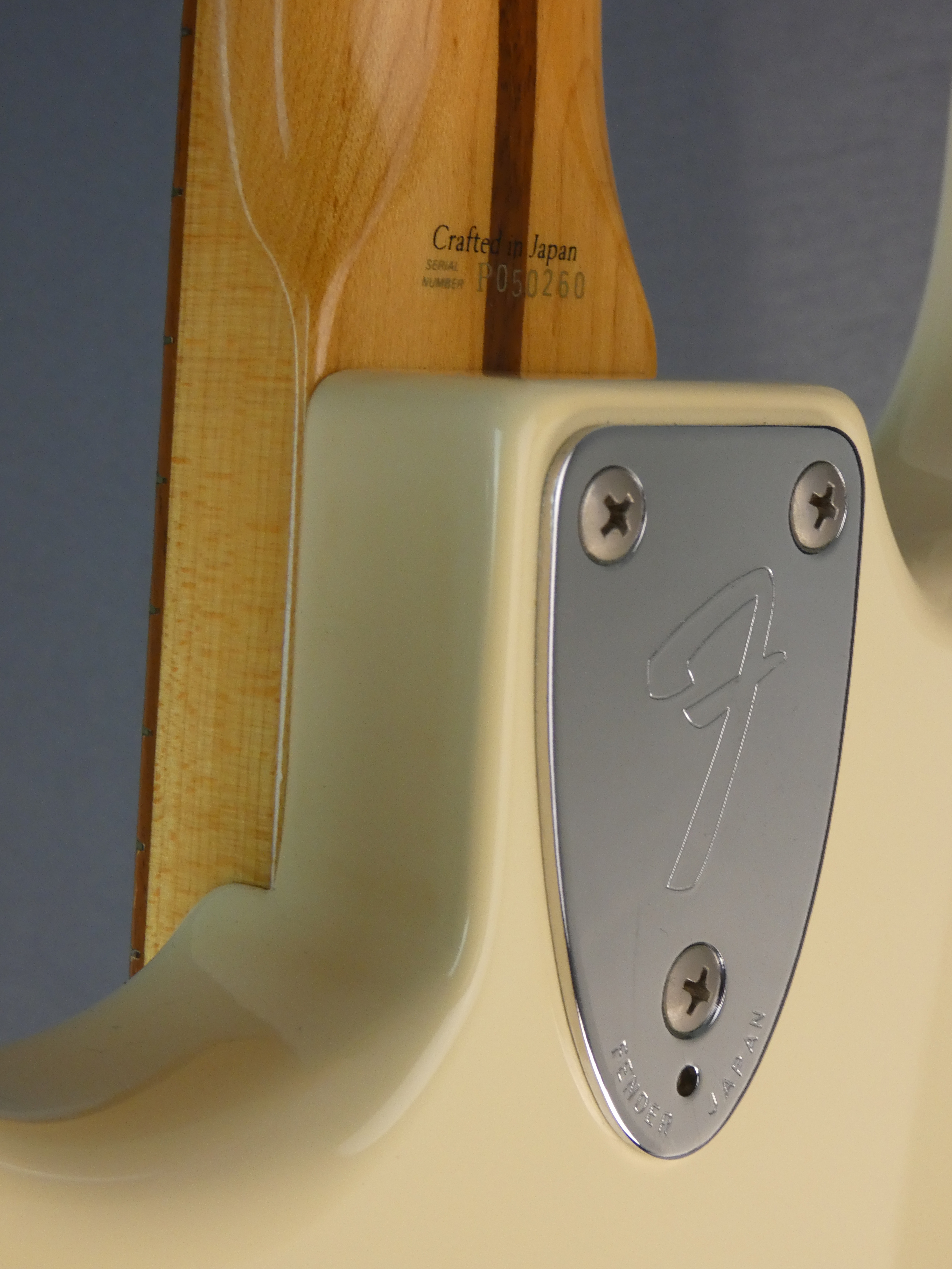 FENDER Stratocaster ST72-US white ritchie blackmore japon japan (21)