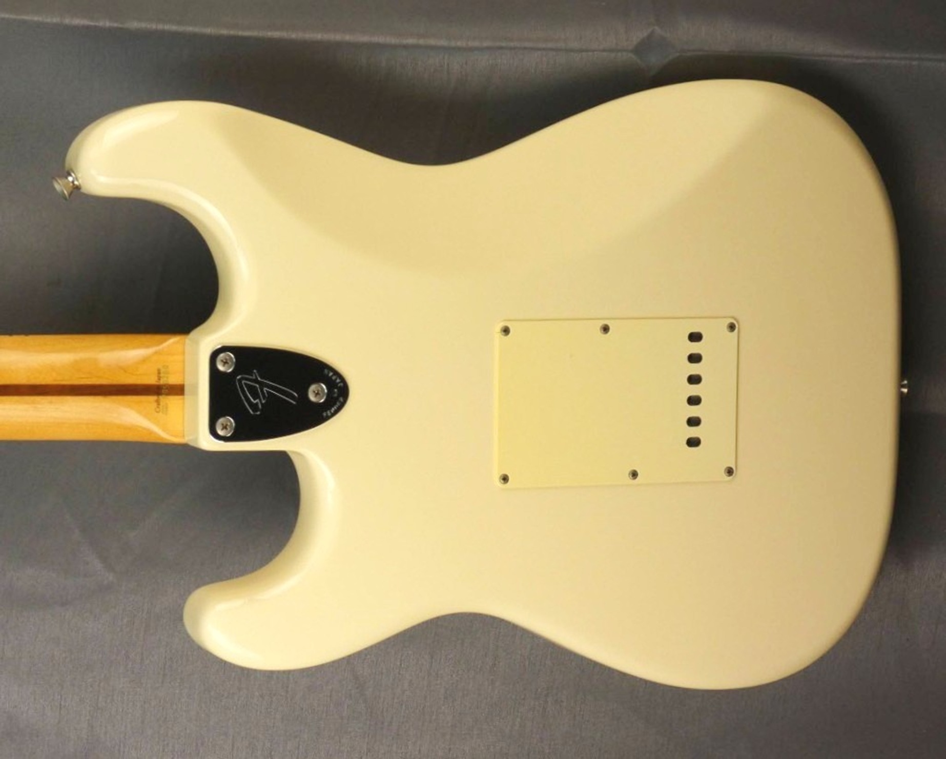 FENDER Stratocaster ST72-US white ritchie blackmore japon japan (25)