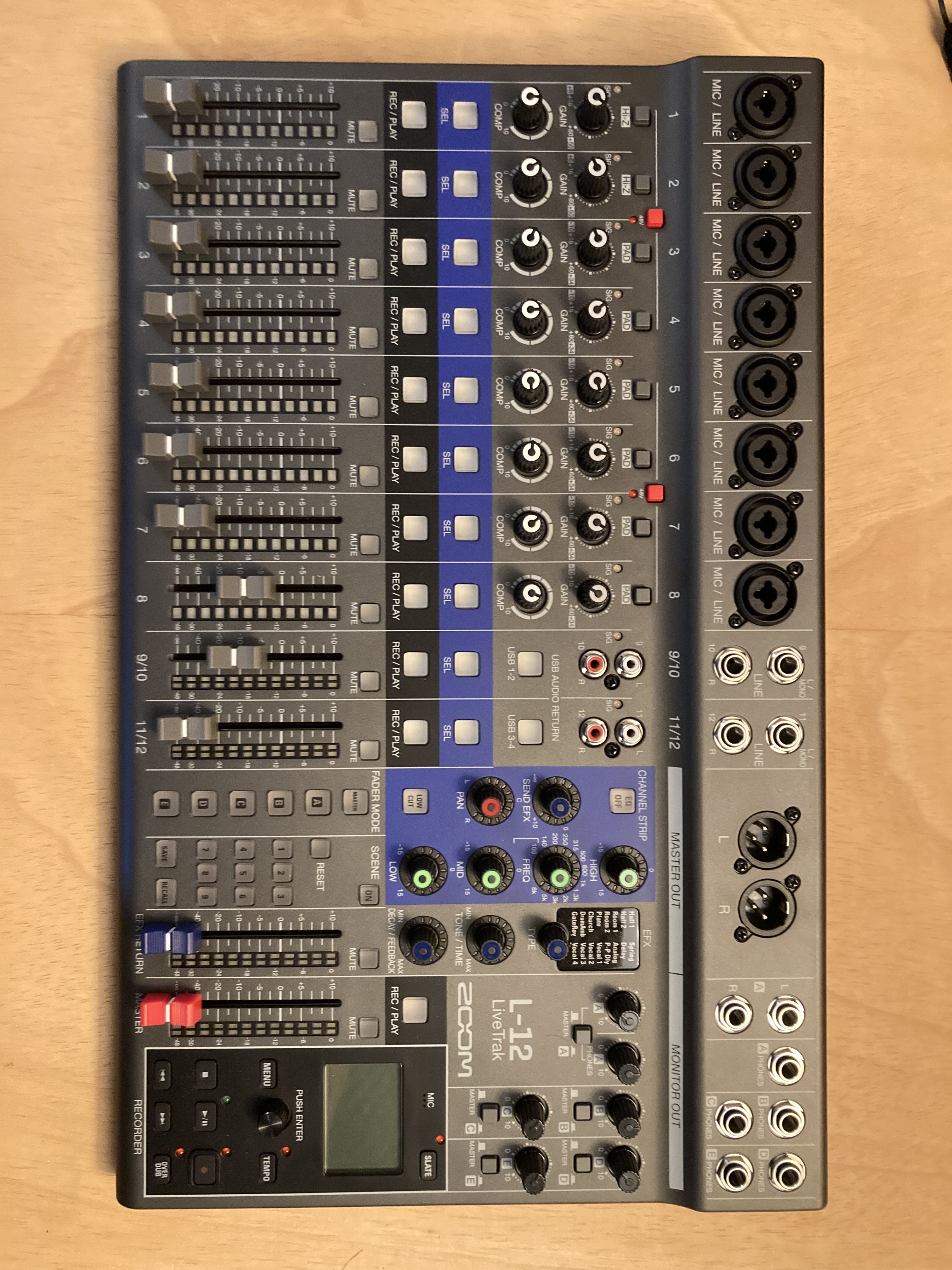 Vend Zoom LiveTrak L-12 TBE