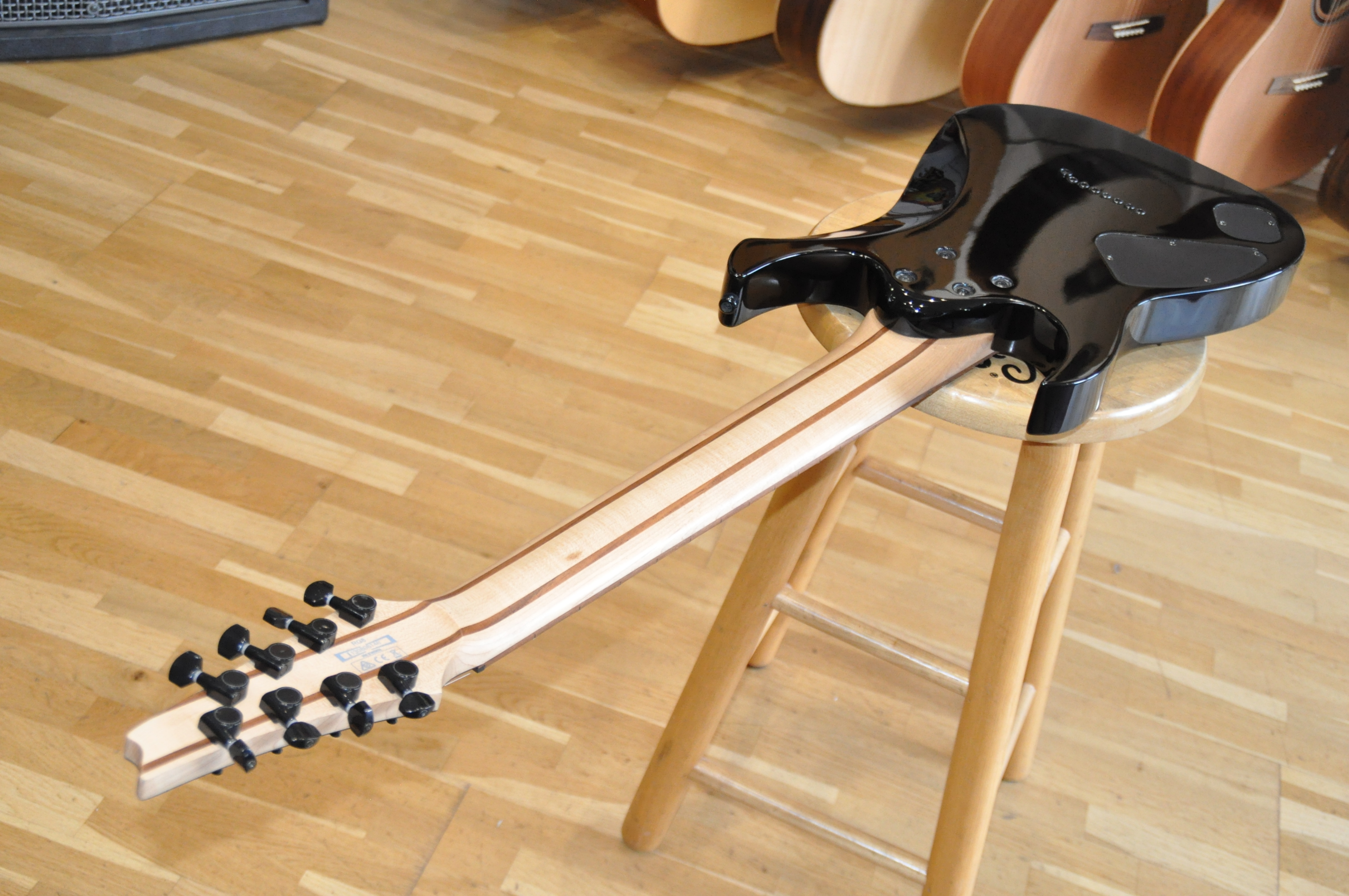 Ibanez RG8 (12382)