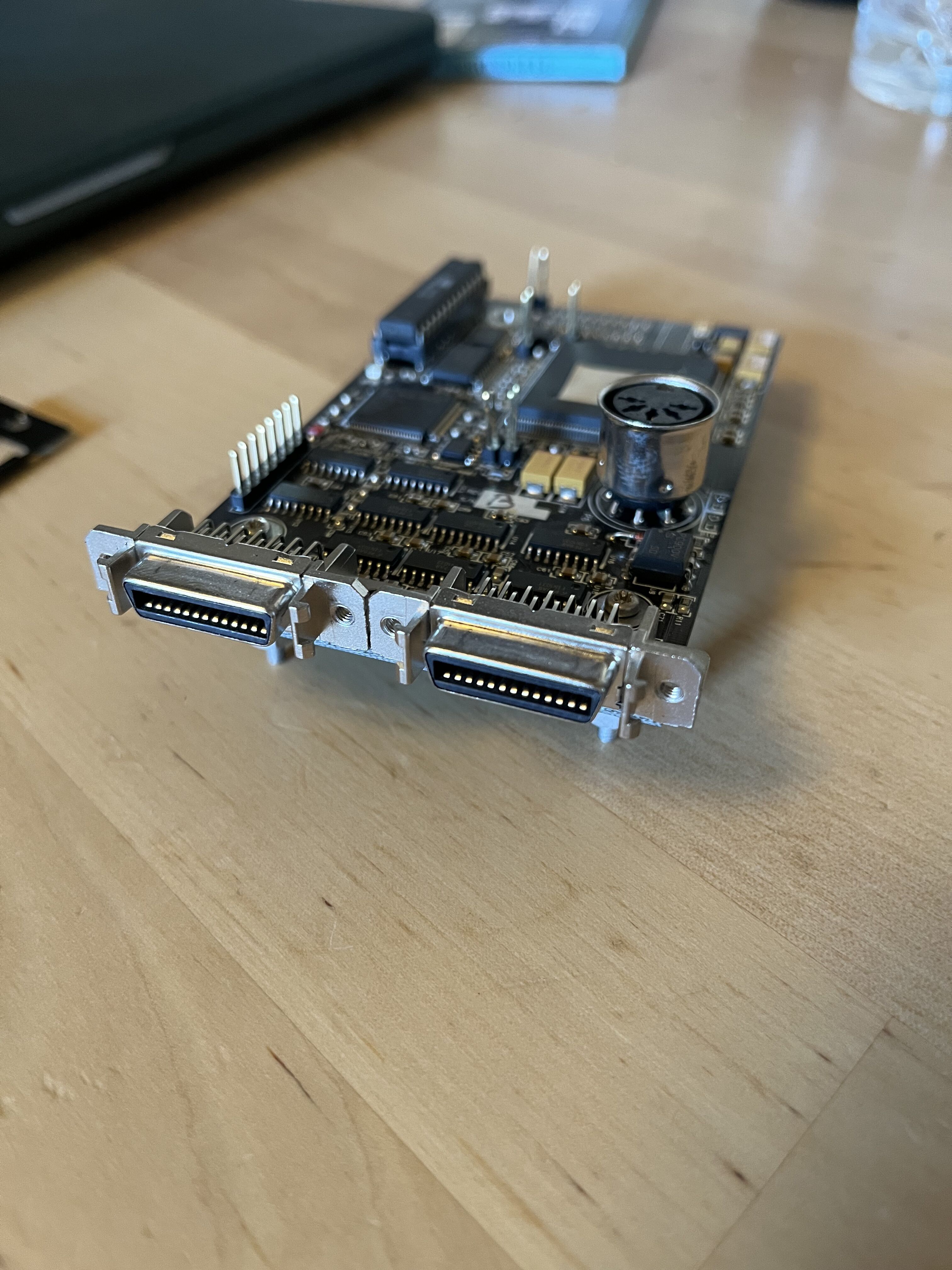Apogee X-HD (9275)