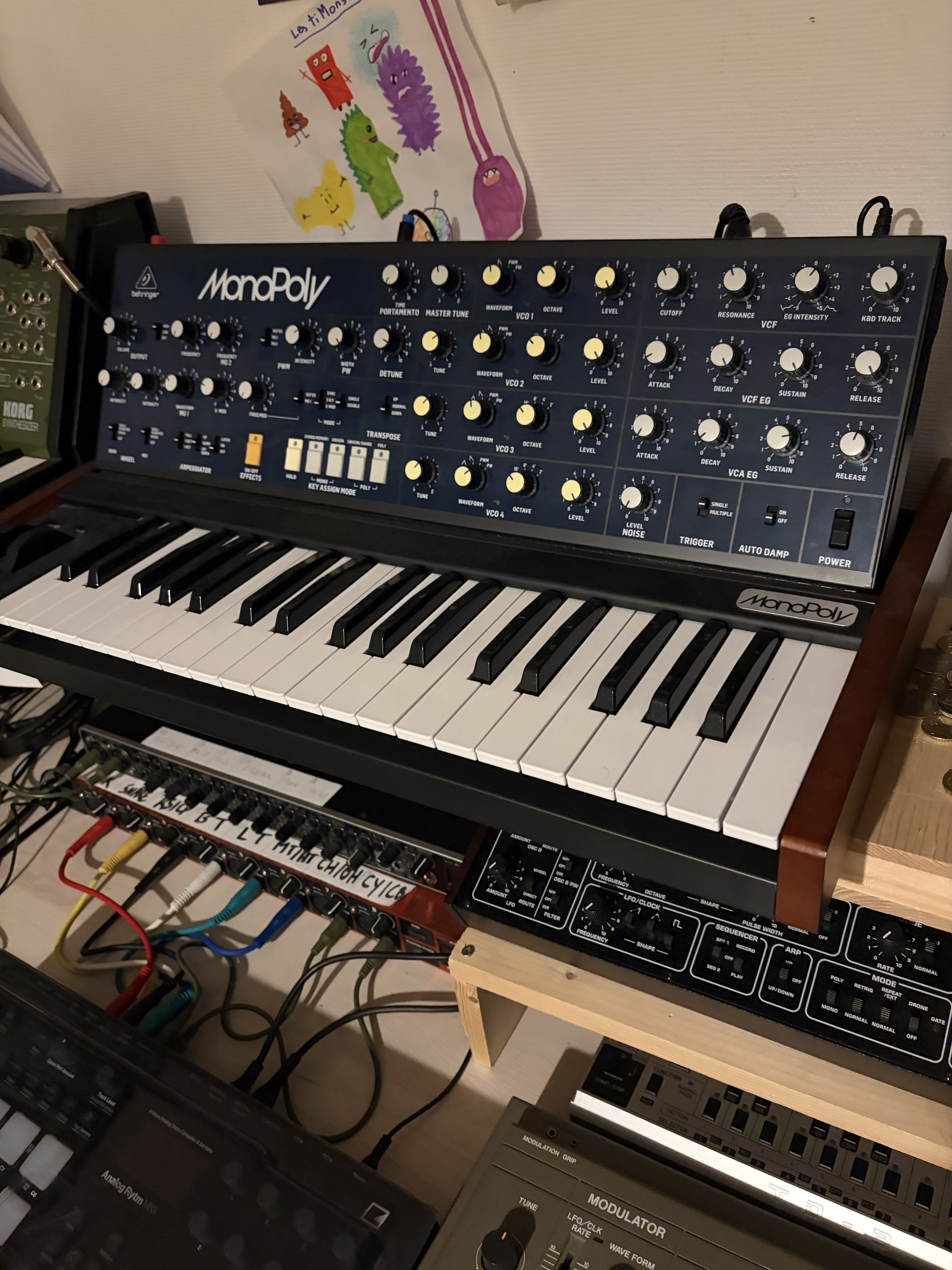 Behringer Monopoly 