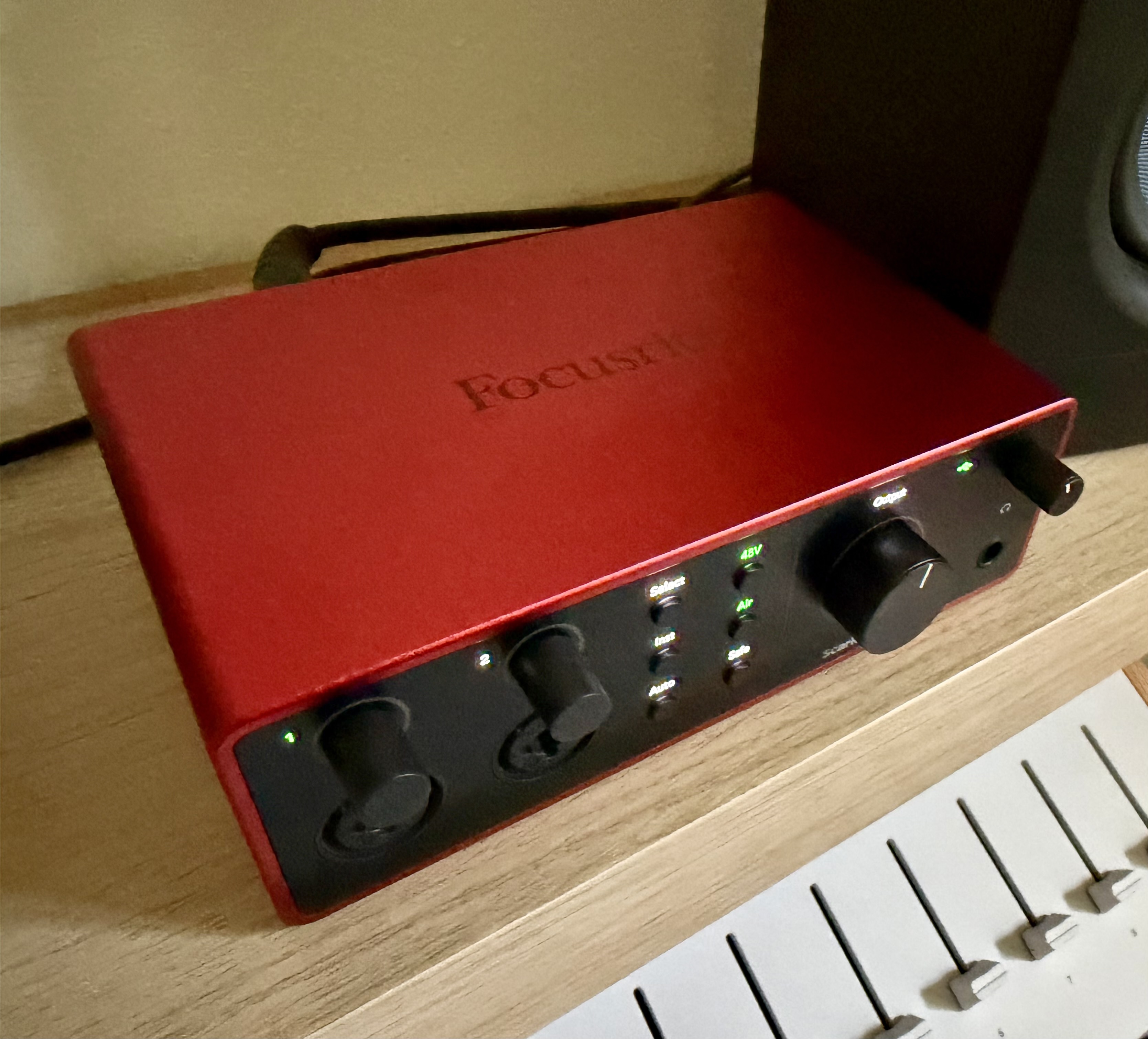 Focusrite Scarlett 4i4 4th generation 