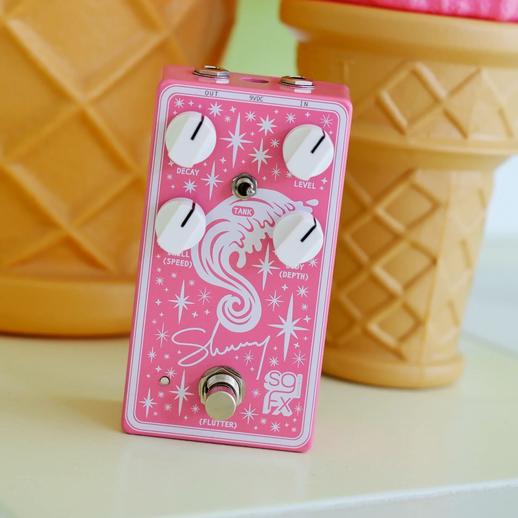 Sur Rider IV Spring Reverb - Shermy - Limited Pink EditionLifestyle