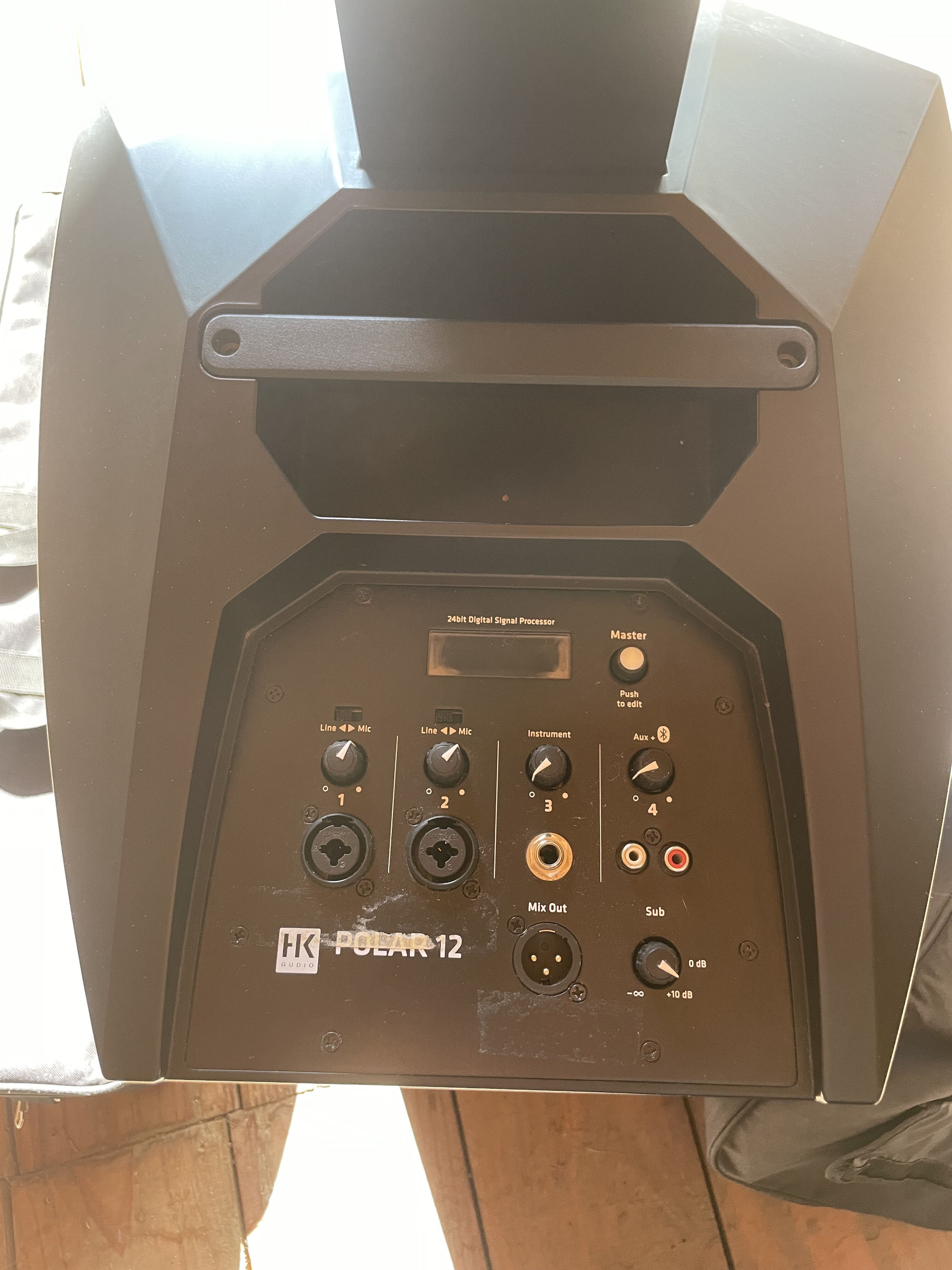 HK POLAR 12 DESSUS