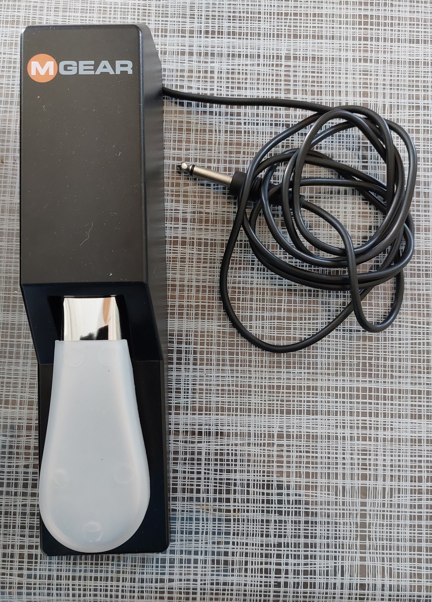07 K 2000 Pédale sustain