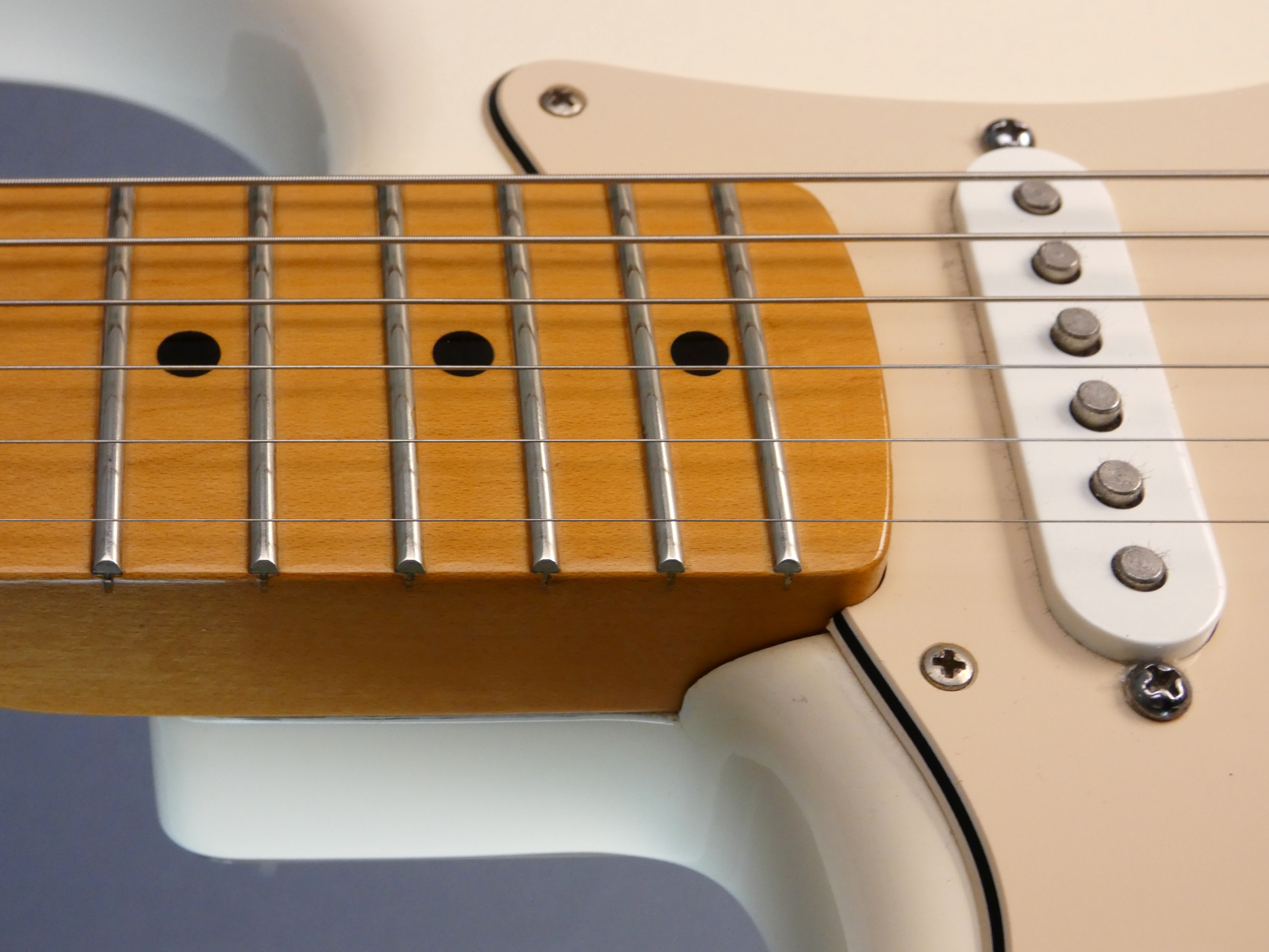 fender stratocaster standard LH left hand gaucher  (8)