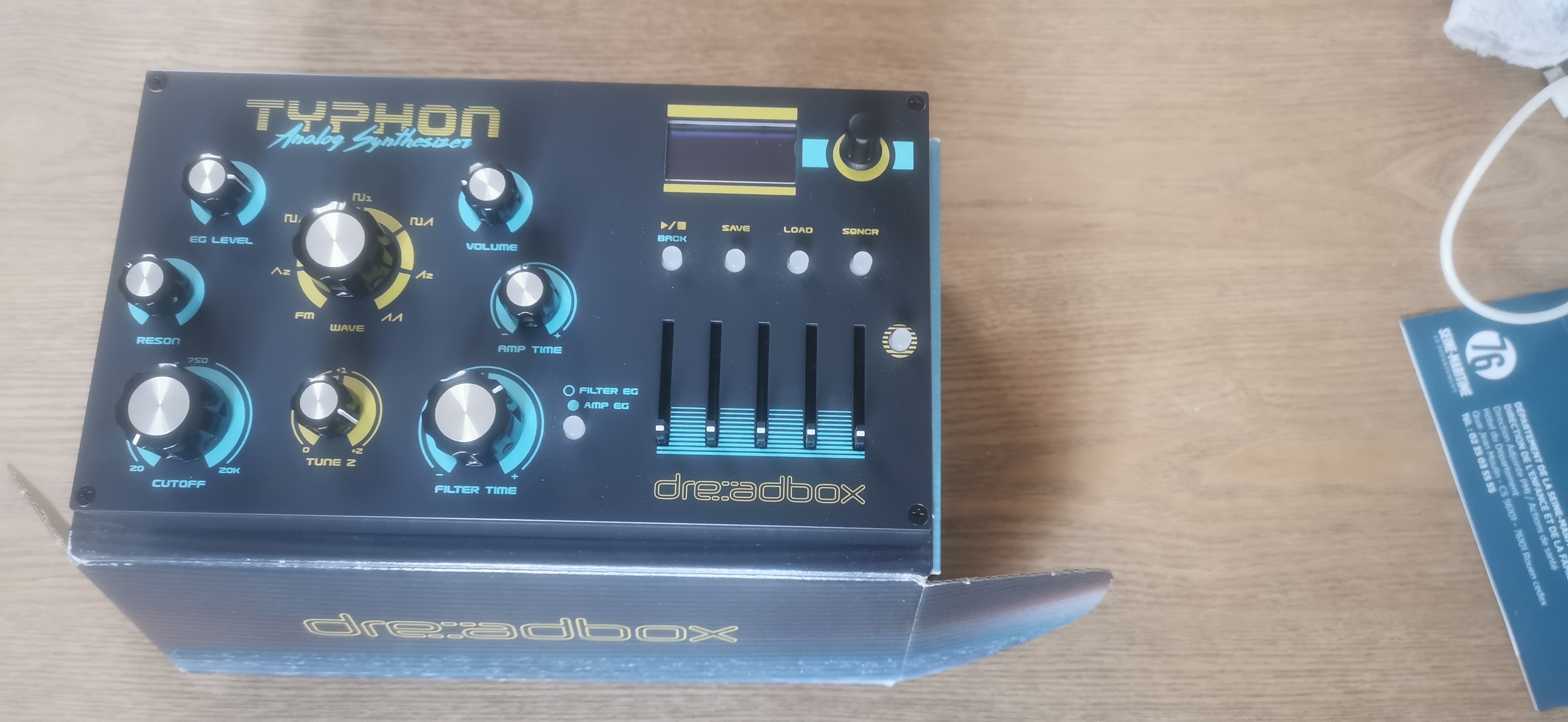 Dreadbox Typhon, dernier firmware, comme neuf