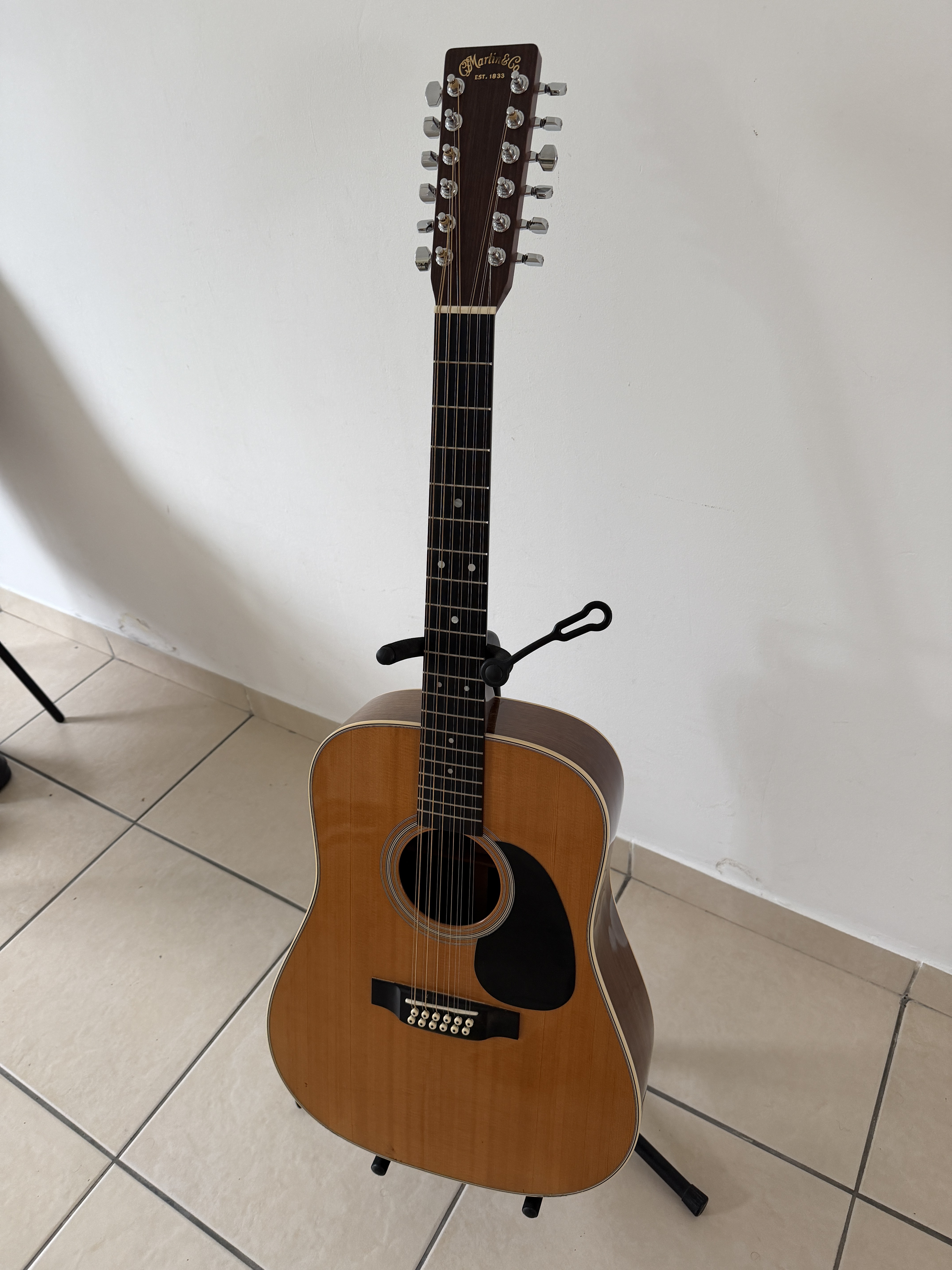 Guitare acoustique MARTIN D12-28, donc Martin D28 12 cordes