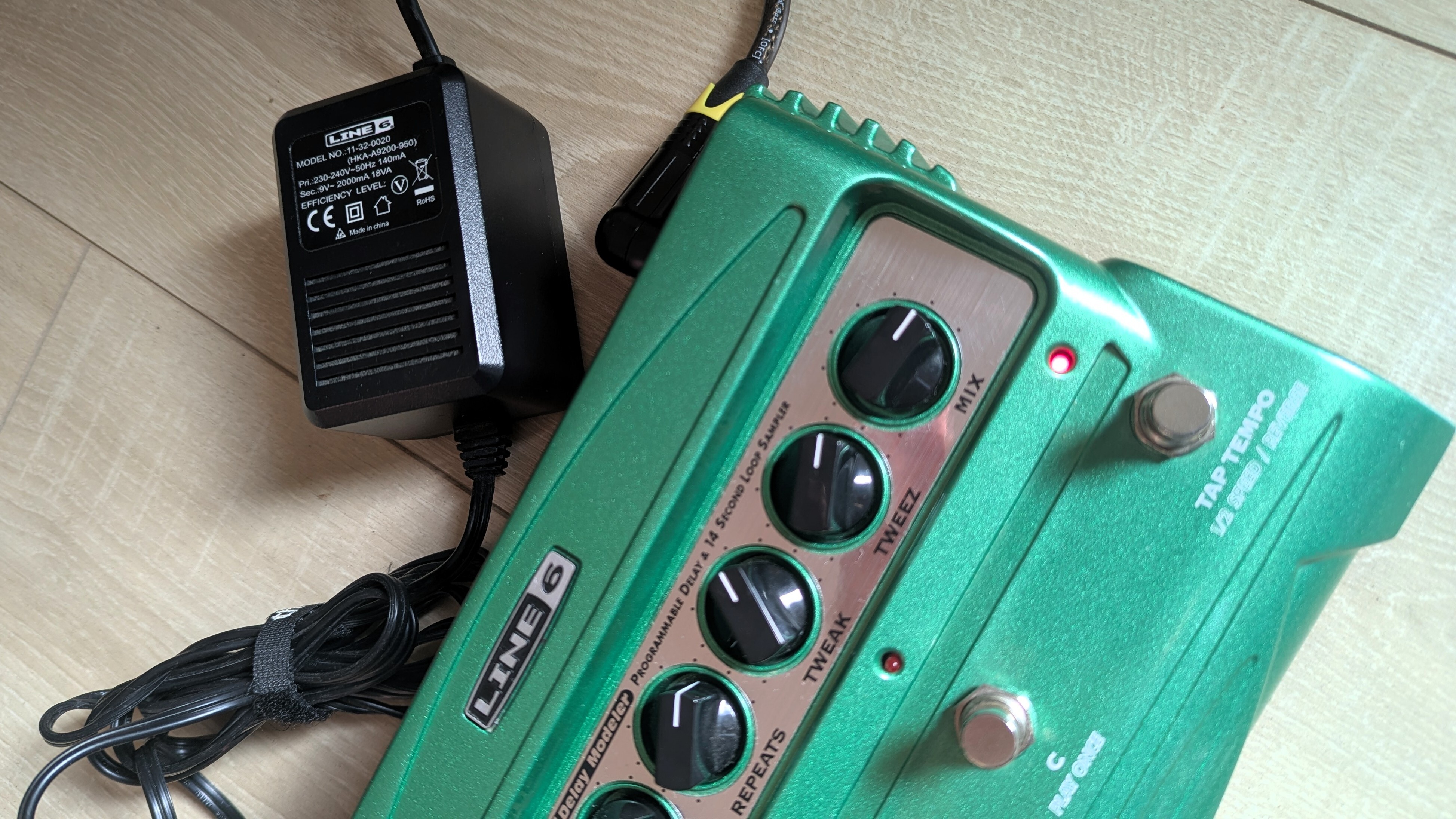 Line-6-DL4 02