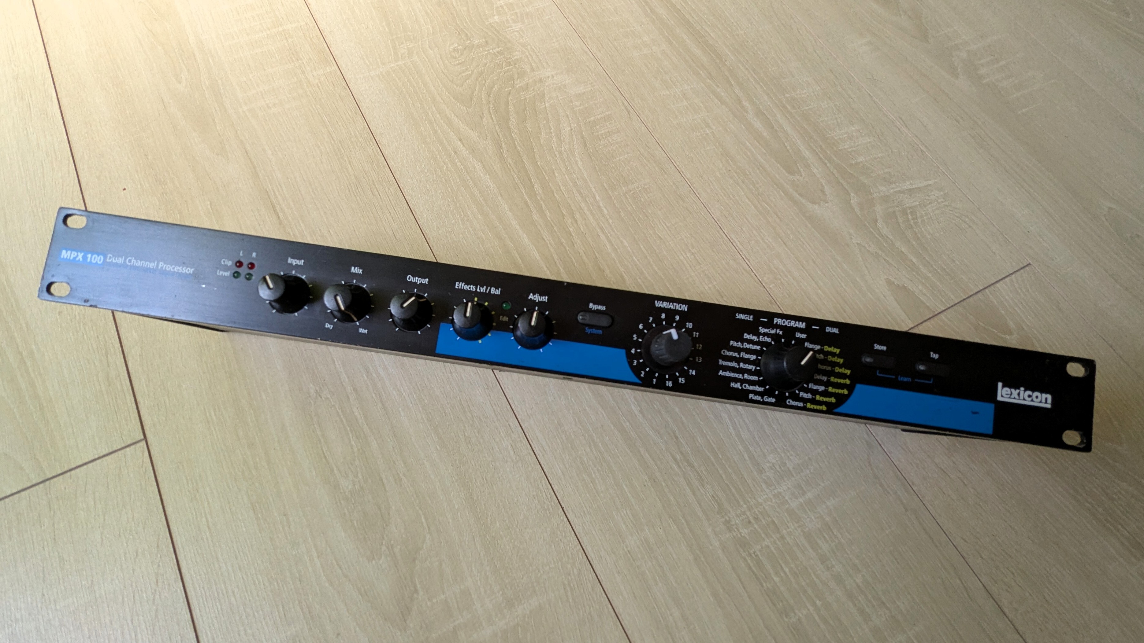 Lexicon-MPX-100 04