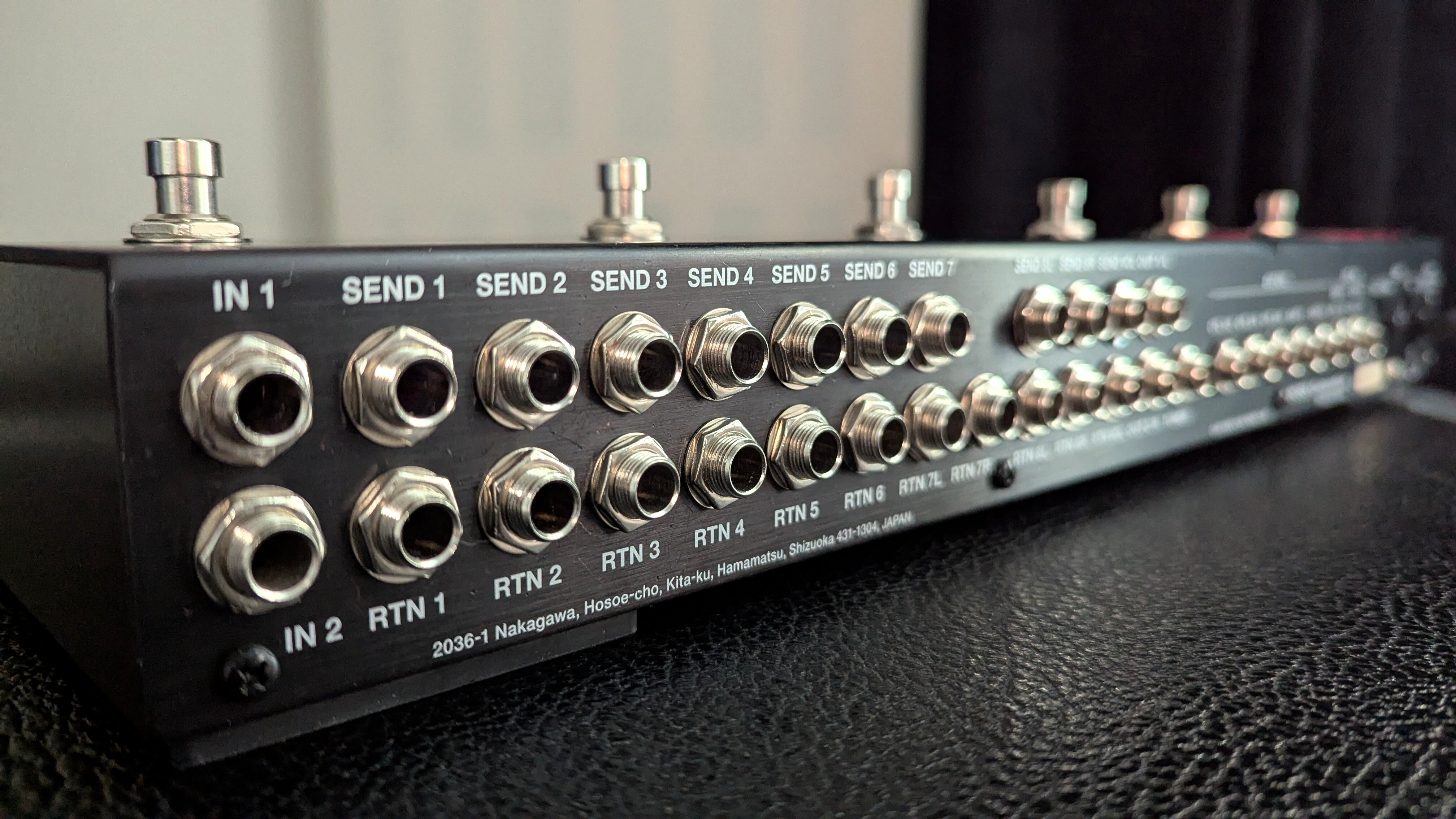 Boss-ES-8 02