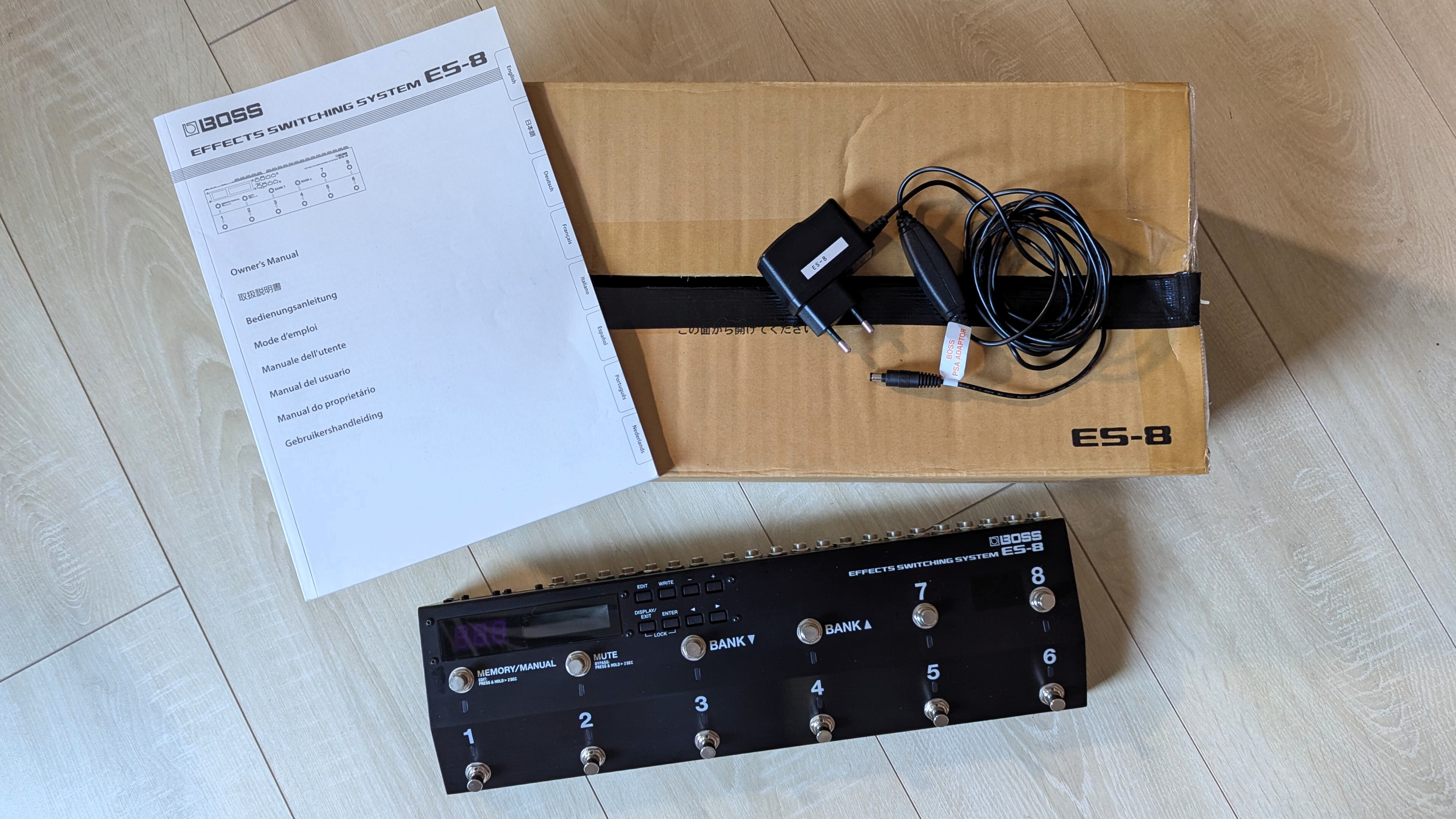 Boss-ES-8 03