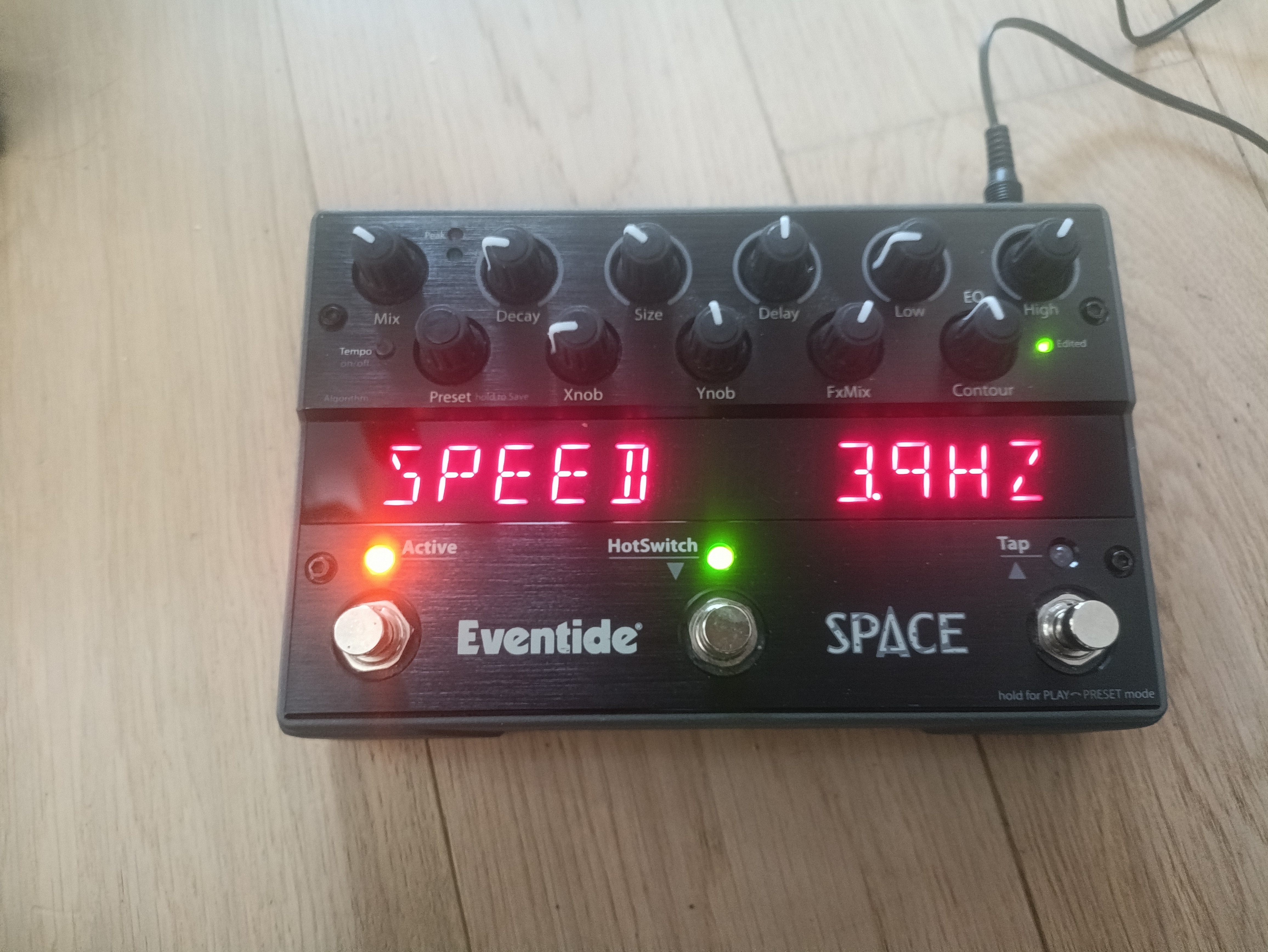 Vends eventide space