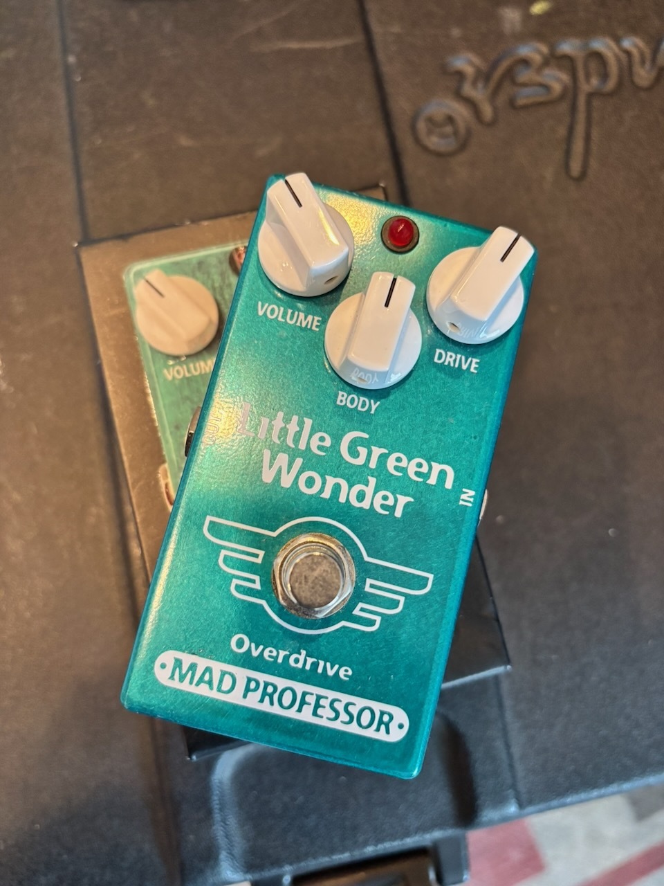 Mad Professor Little Green Wonder overdrive + boîte