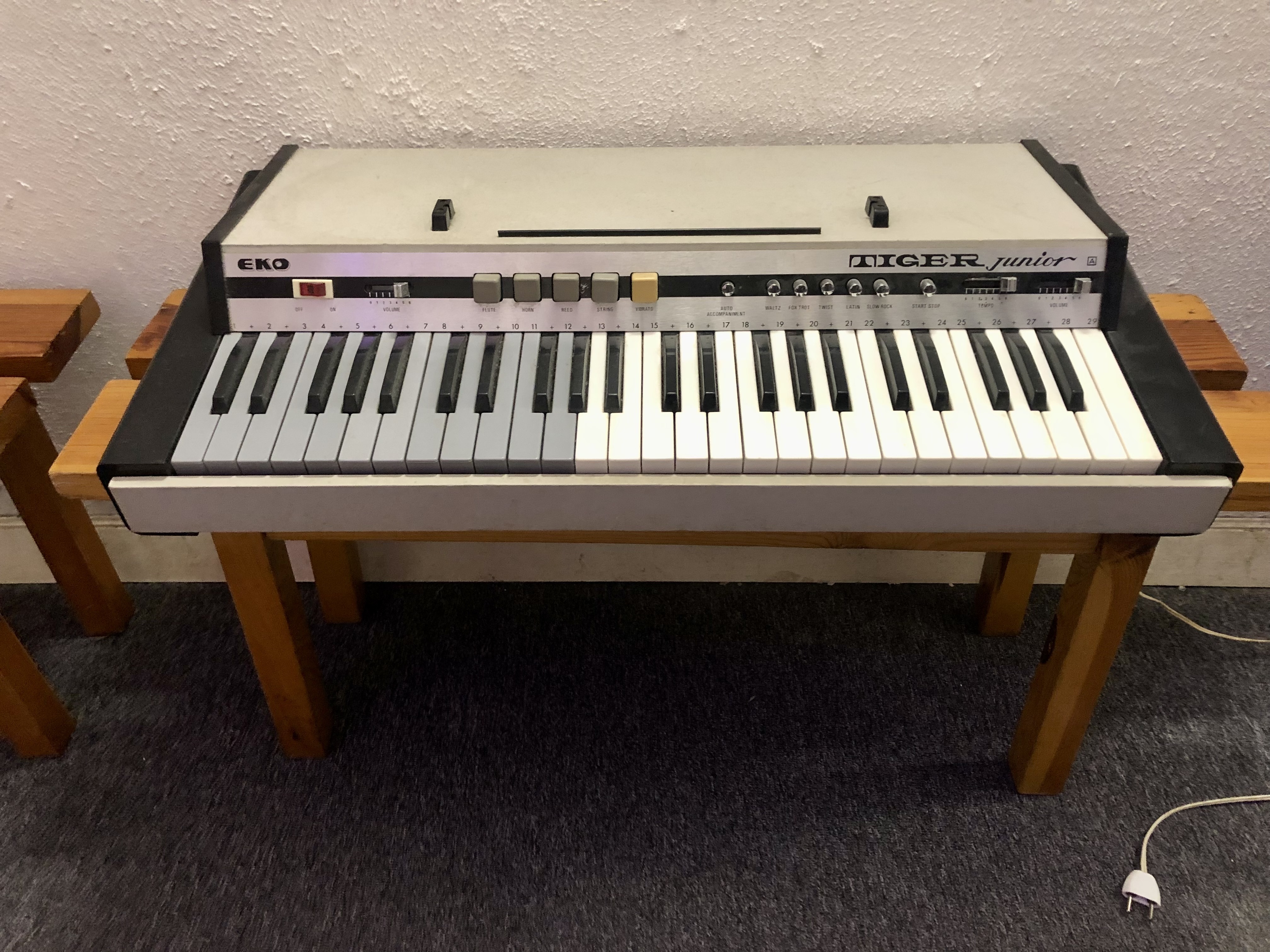 Clavier synthétiseur Eko Tiger Junior