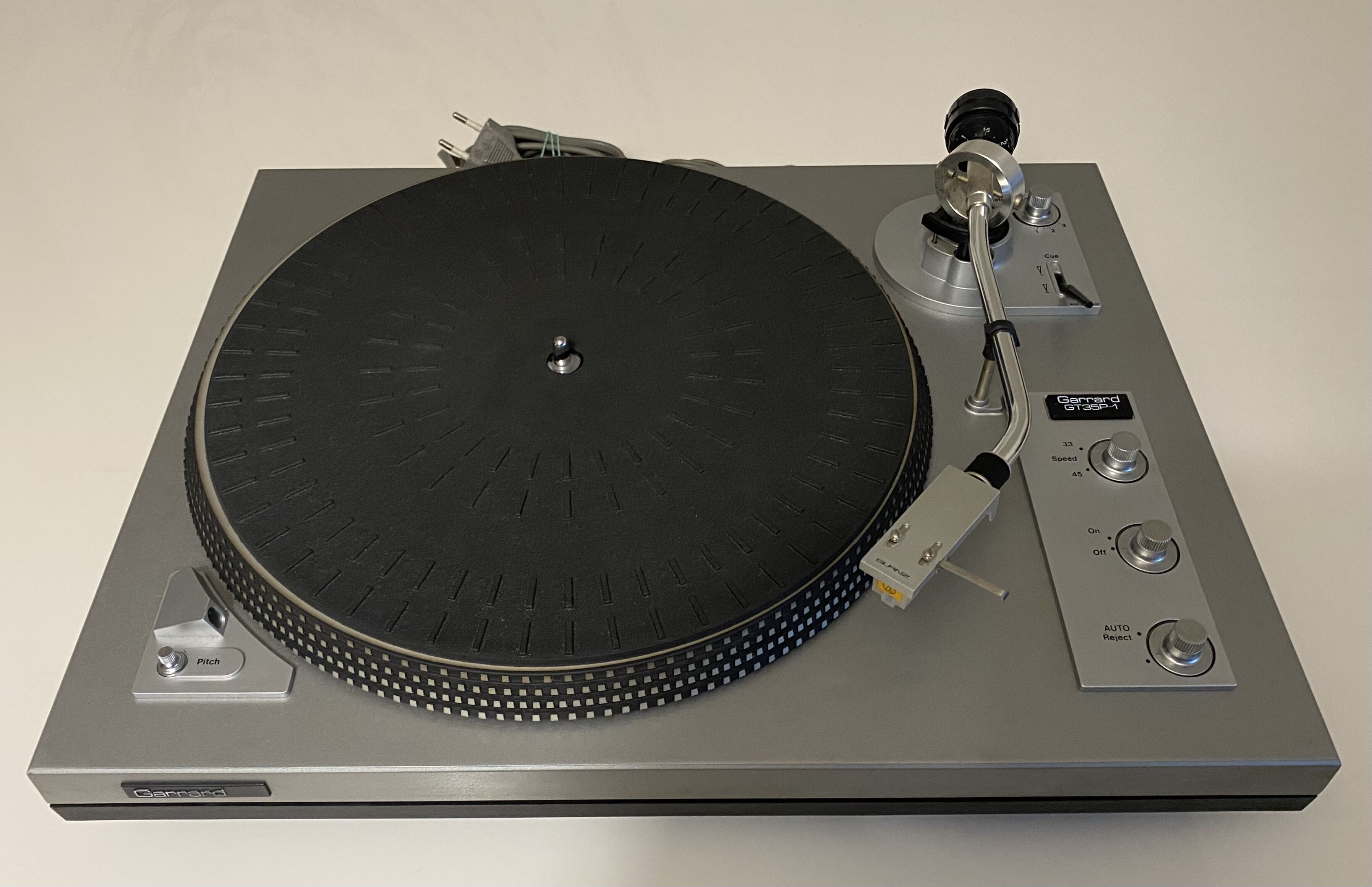 Platine disque vinyle GARRARD GT35P-1