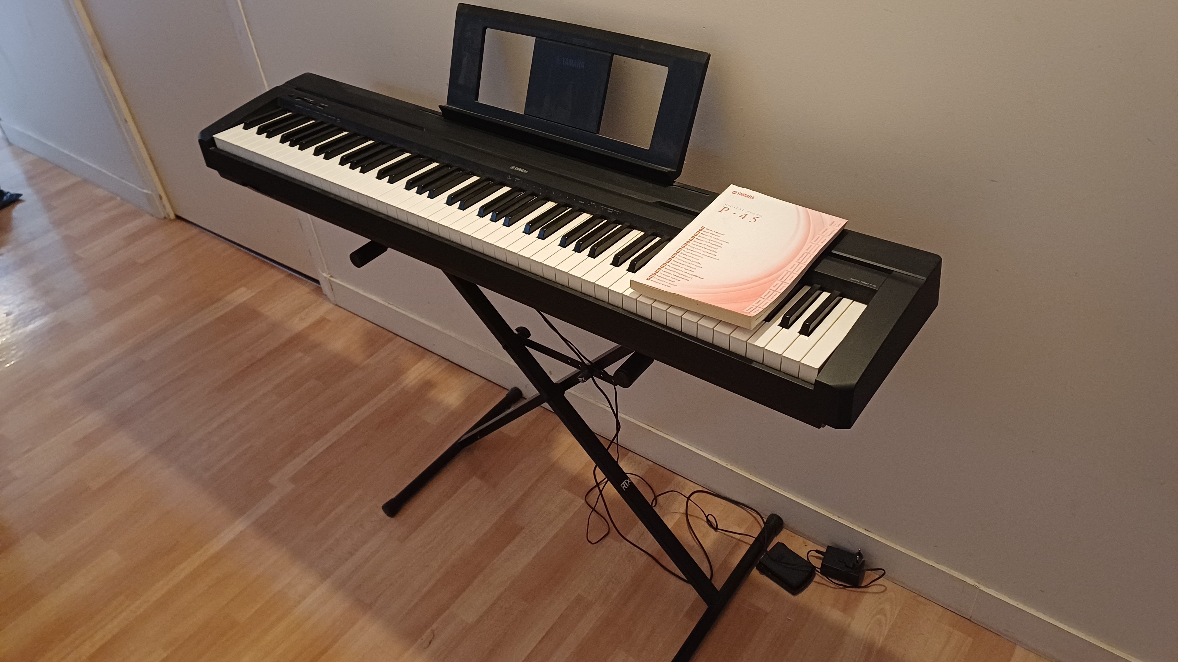 Vends Piano Yamaha P45