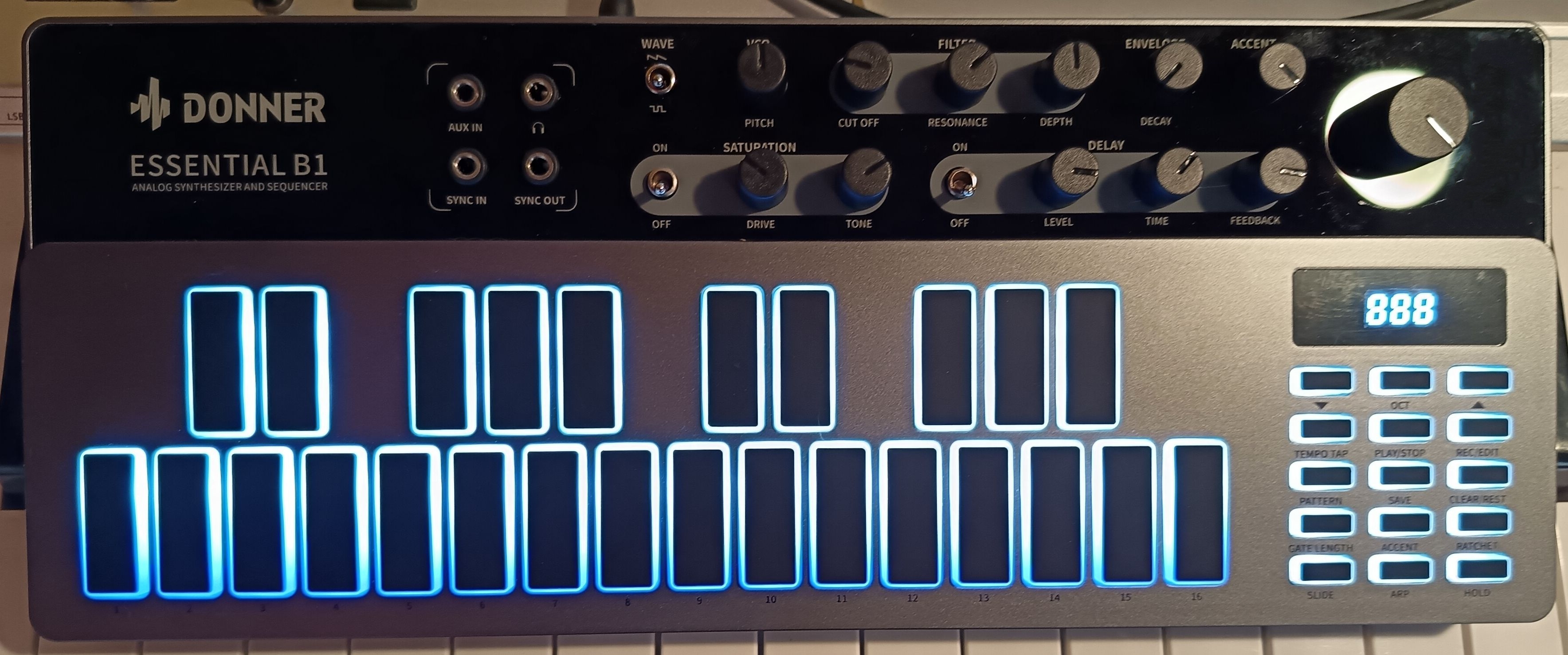 Vends synthé de basse Donner B1 analo type TB 303