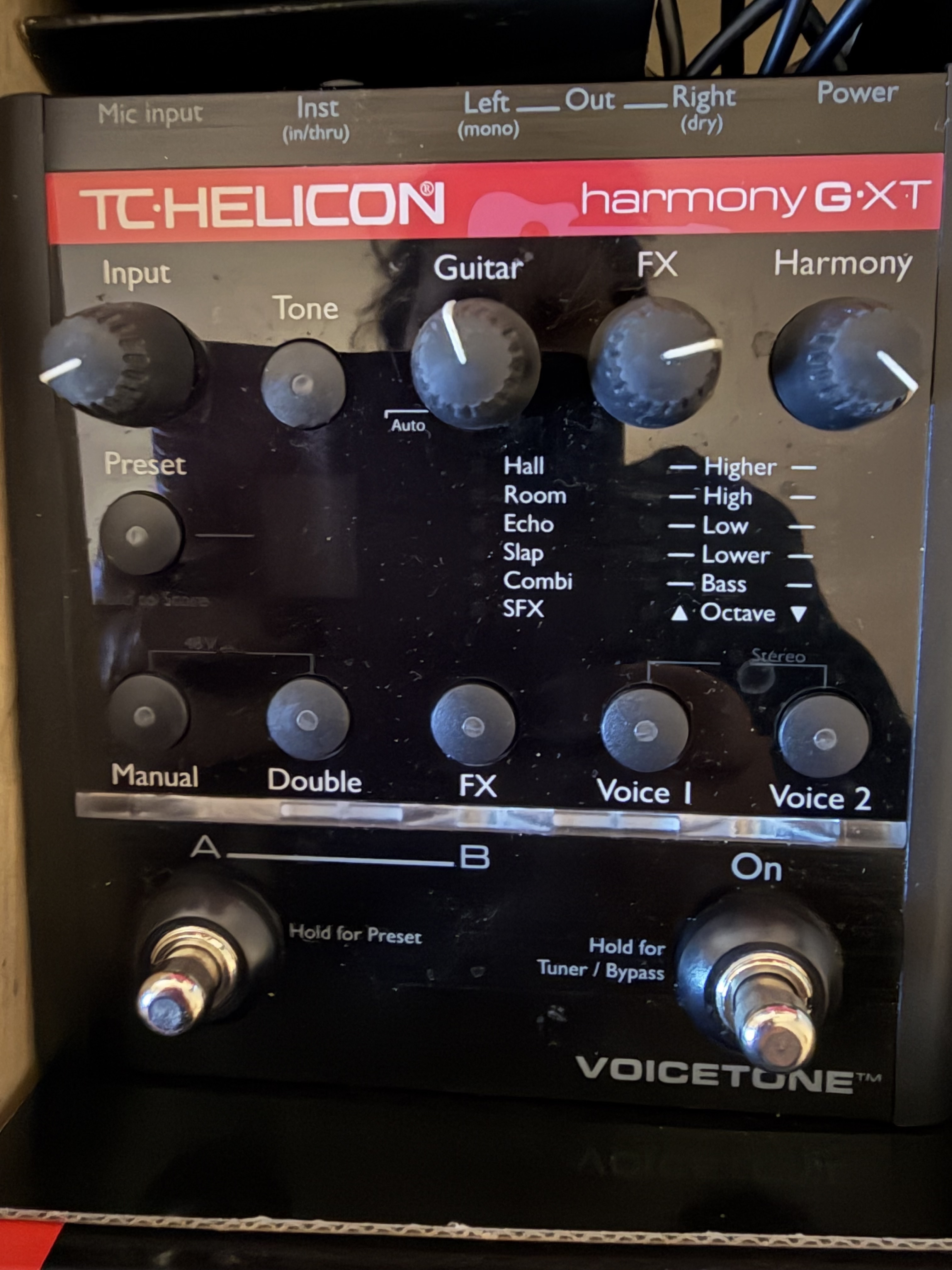 vends mon effet voice tone g  comme neuf tres peu servi