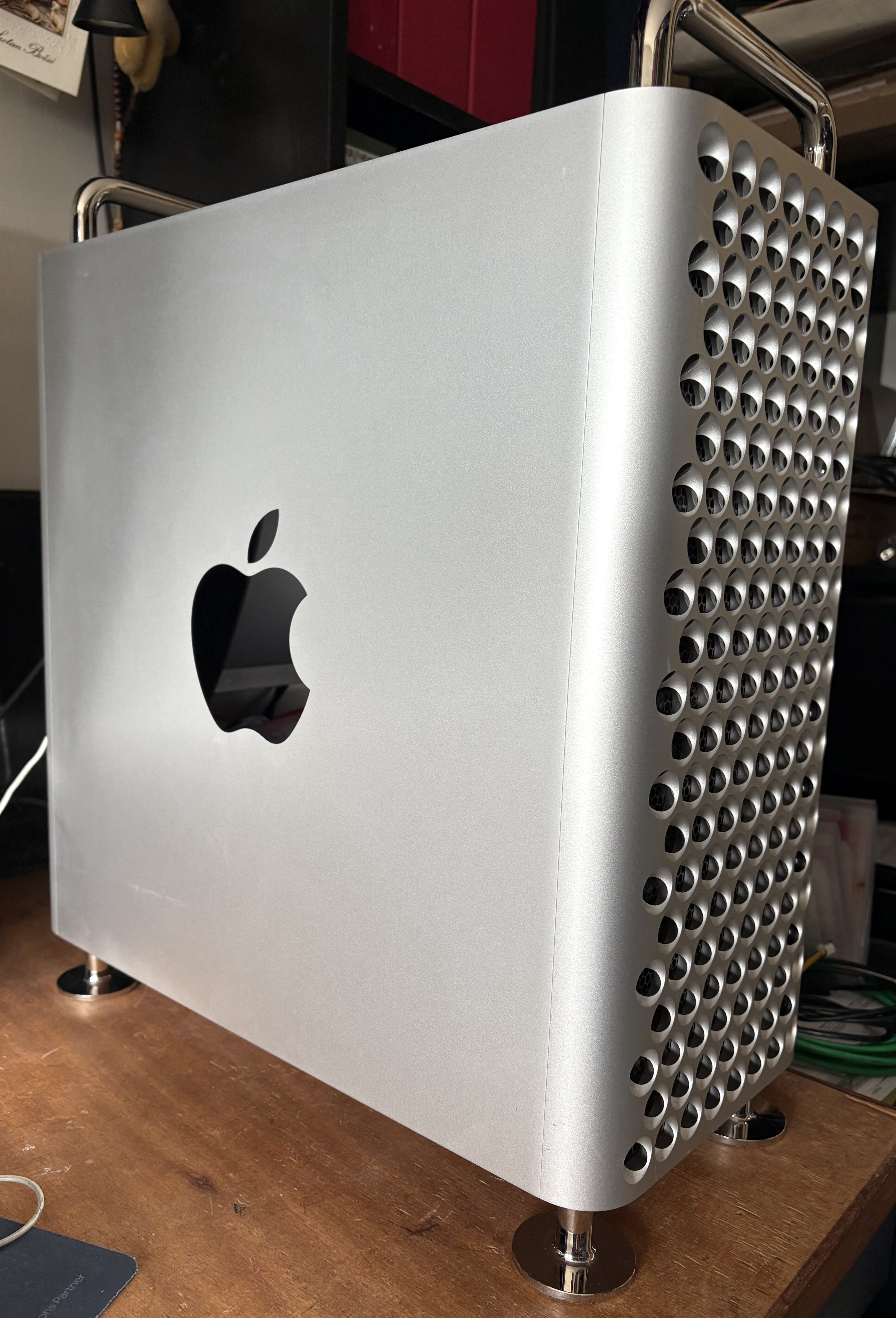 MACPRO 2019 (7.1) 3,5 GHz 8 cœurs - 32 Go RAM - 1 To SSD - OS installé : TAHOE
