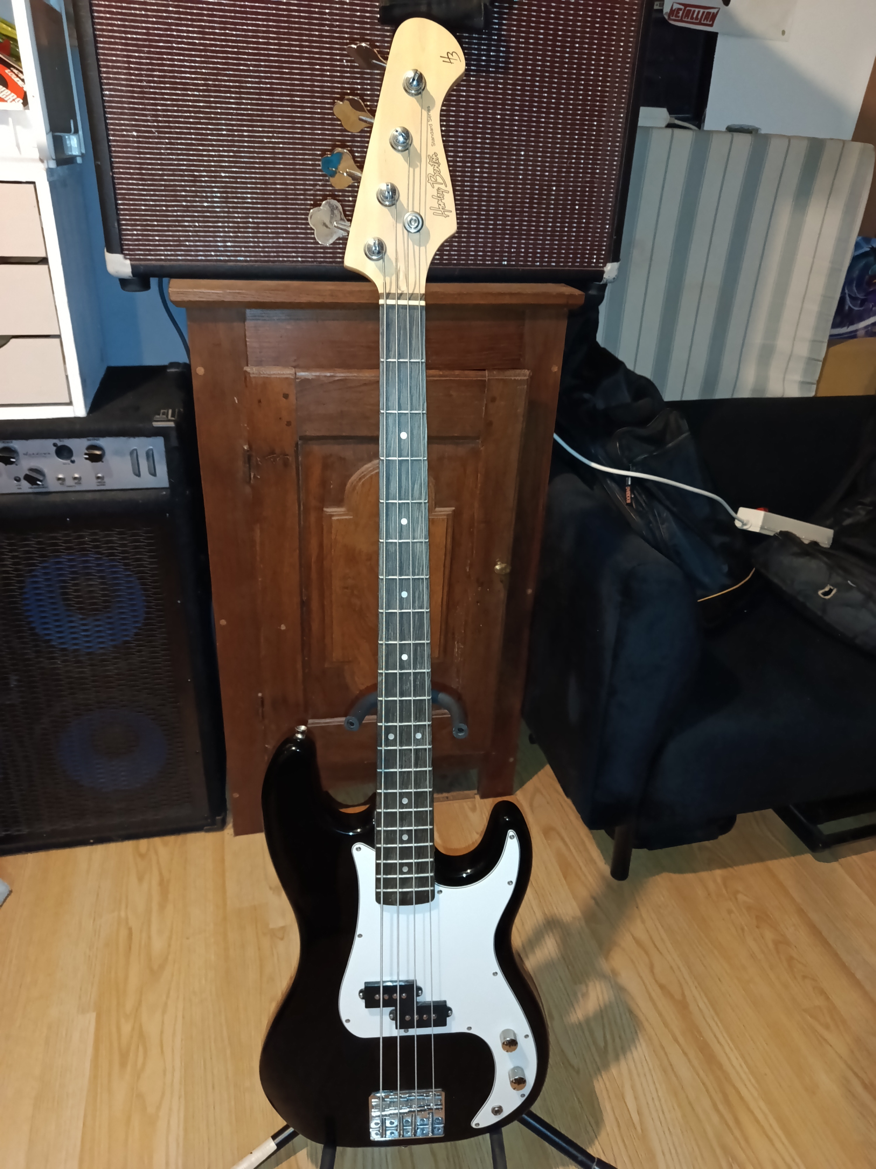 Basse Harley Benton PB-20 BK Standard Series TBE