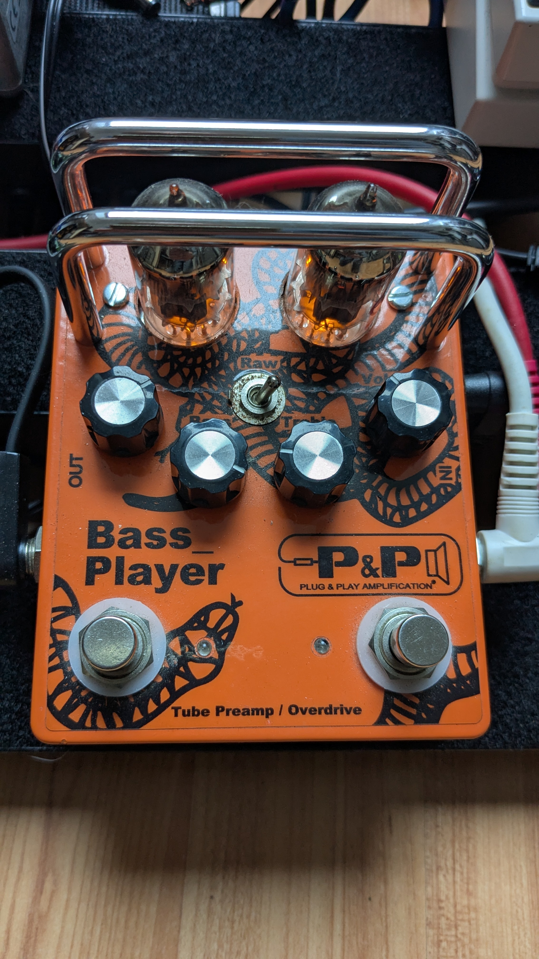 Préampli / Overdrive à lampes pour basse P&P