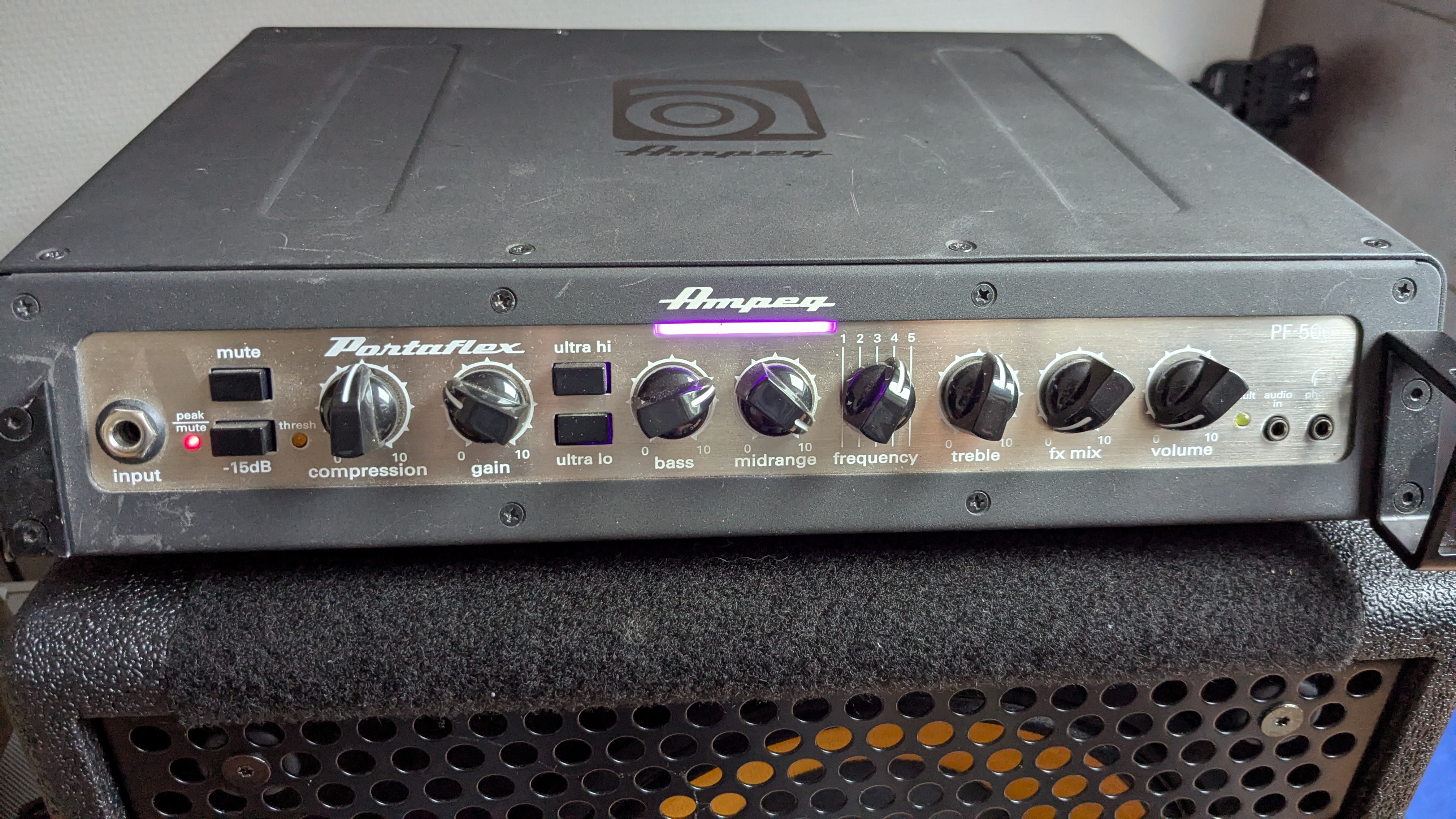 Ampeg PF-500
