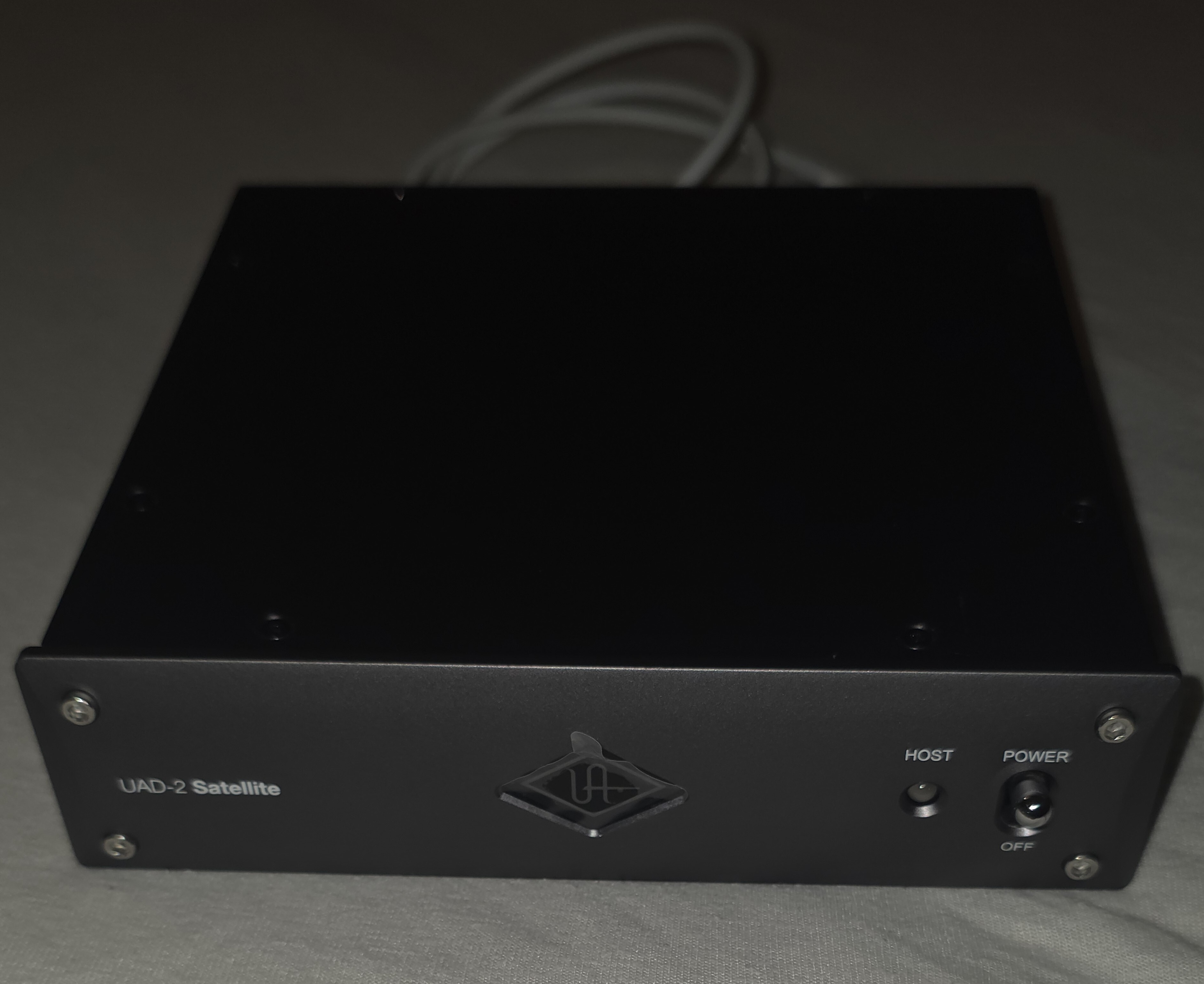 Universal audio UAD-2 Satellite Thunderbolt  3 -OCTO Core