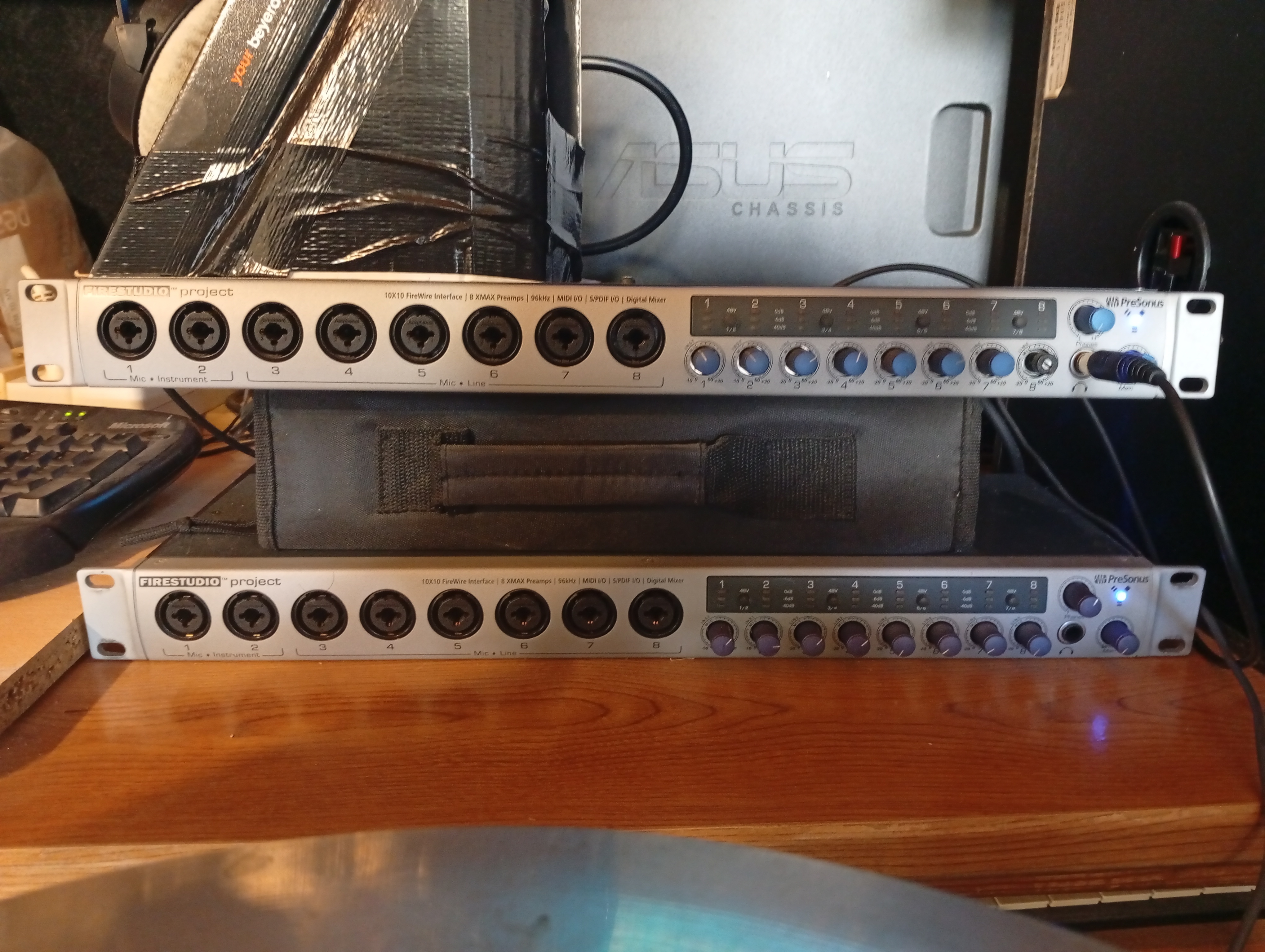 vends 2 cartes son PRESONUS firestudio project