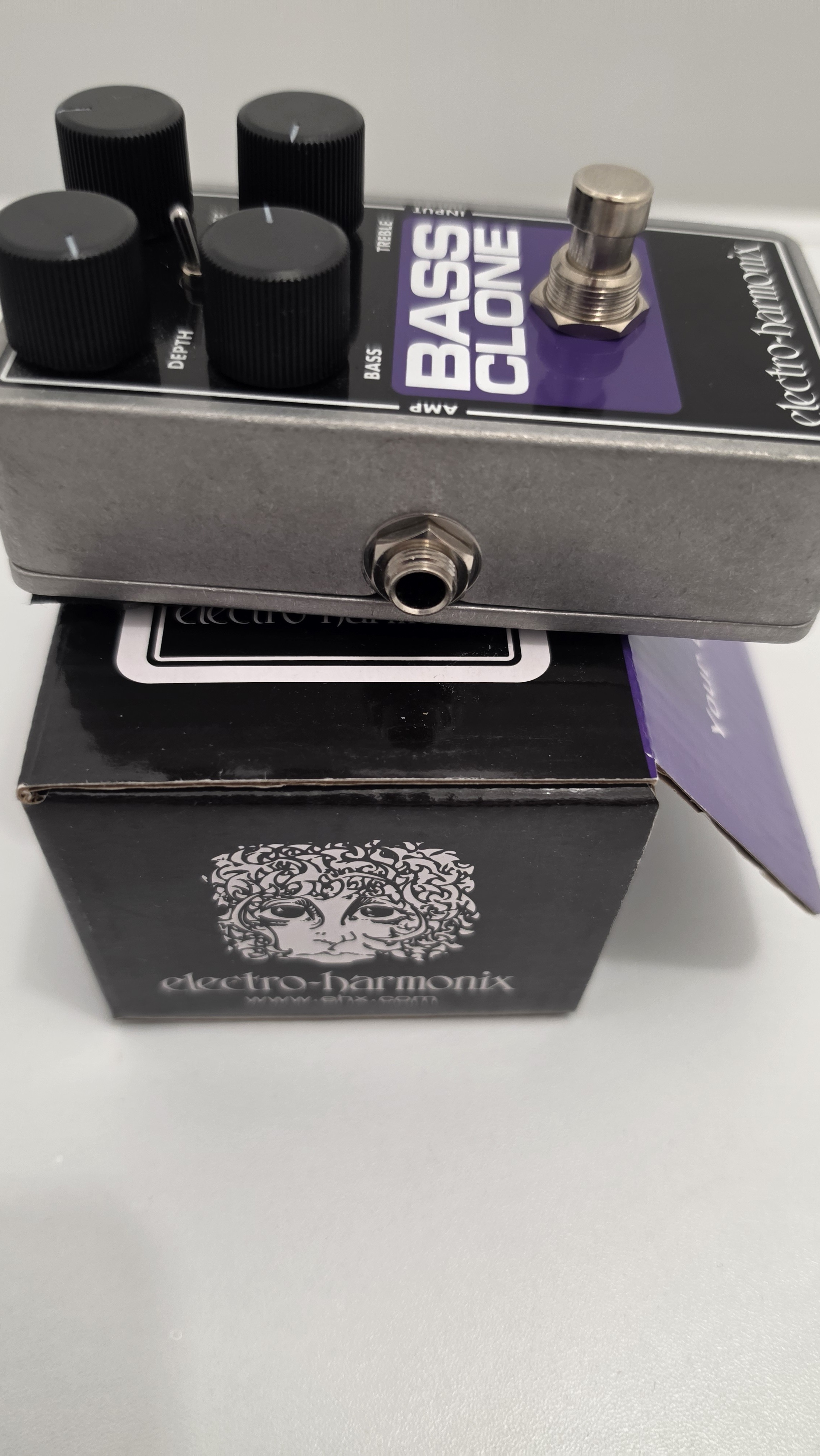 Electro-Harmonix Bass Clone (6798)